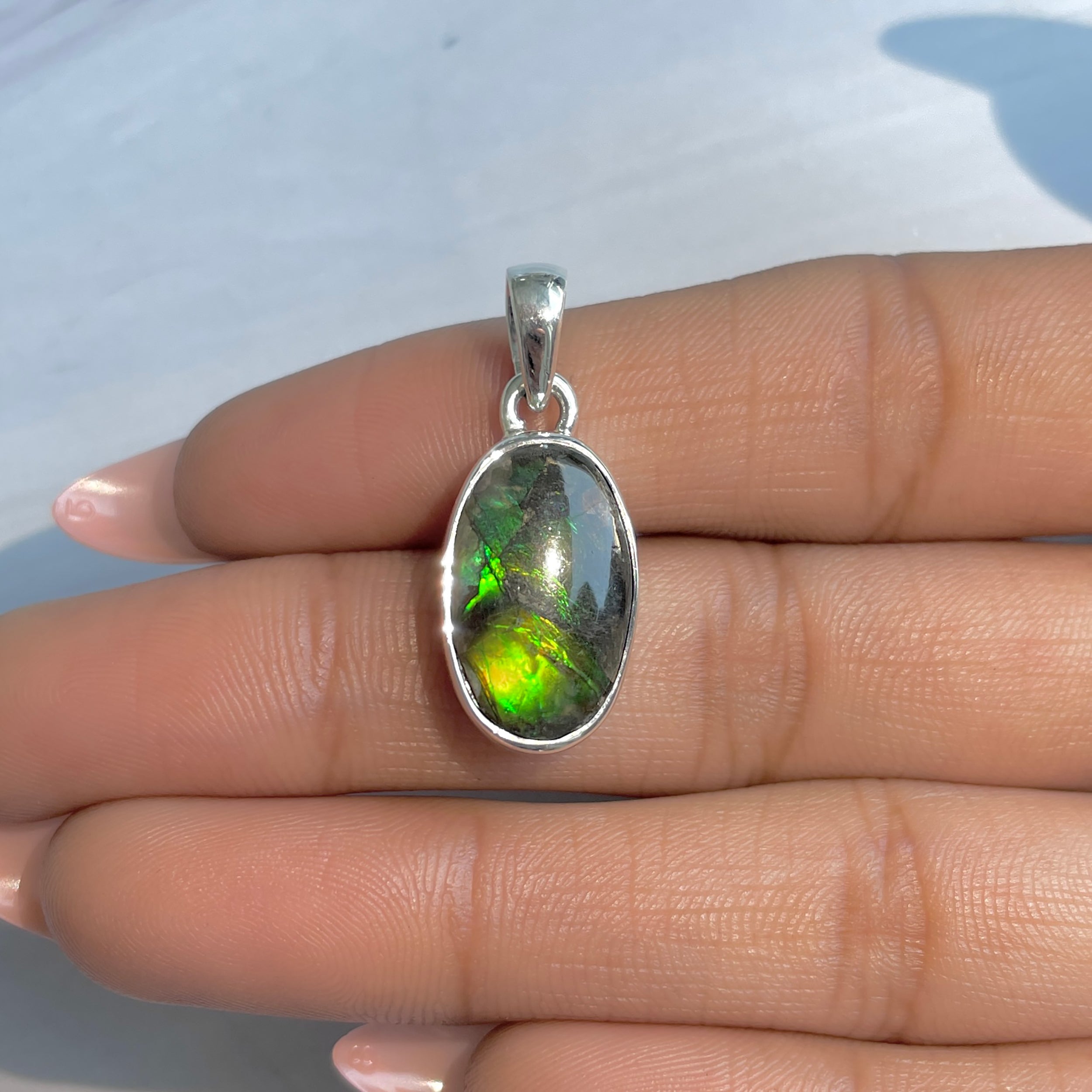 Ammolite Pendant-(AML-P-319.)