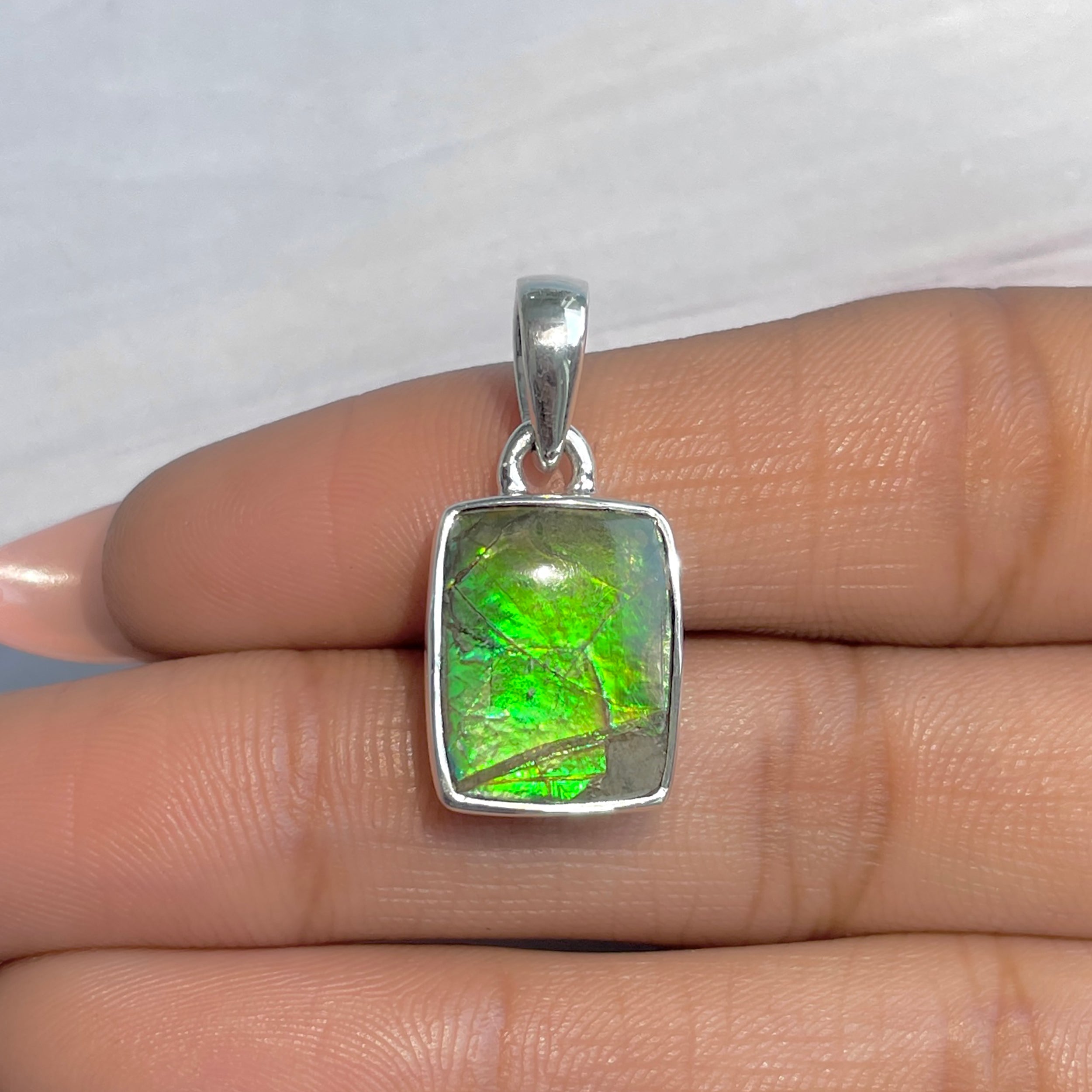 Ammolite Pendant-(AML-P-321.)