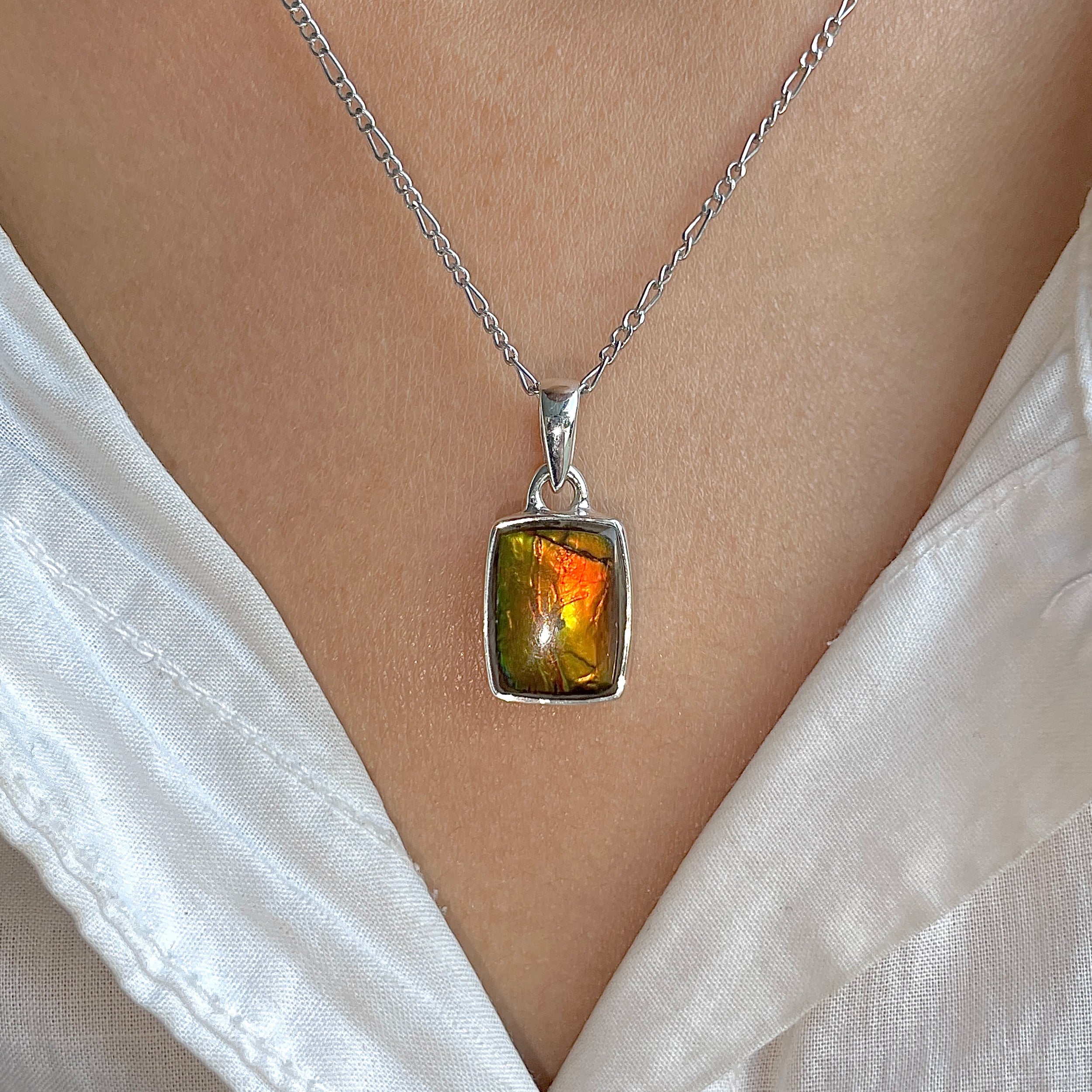 Ammolite Pendant-(AML-P-324.)