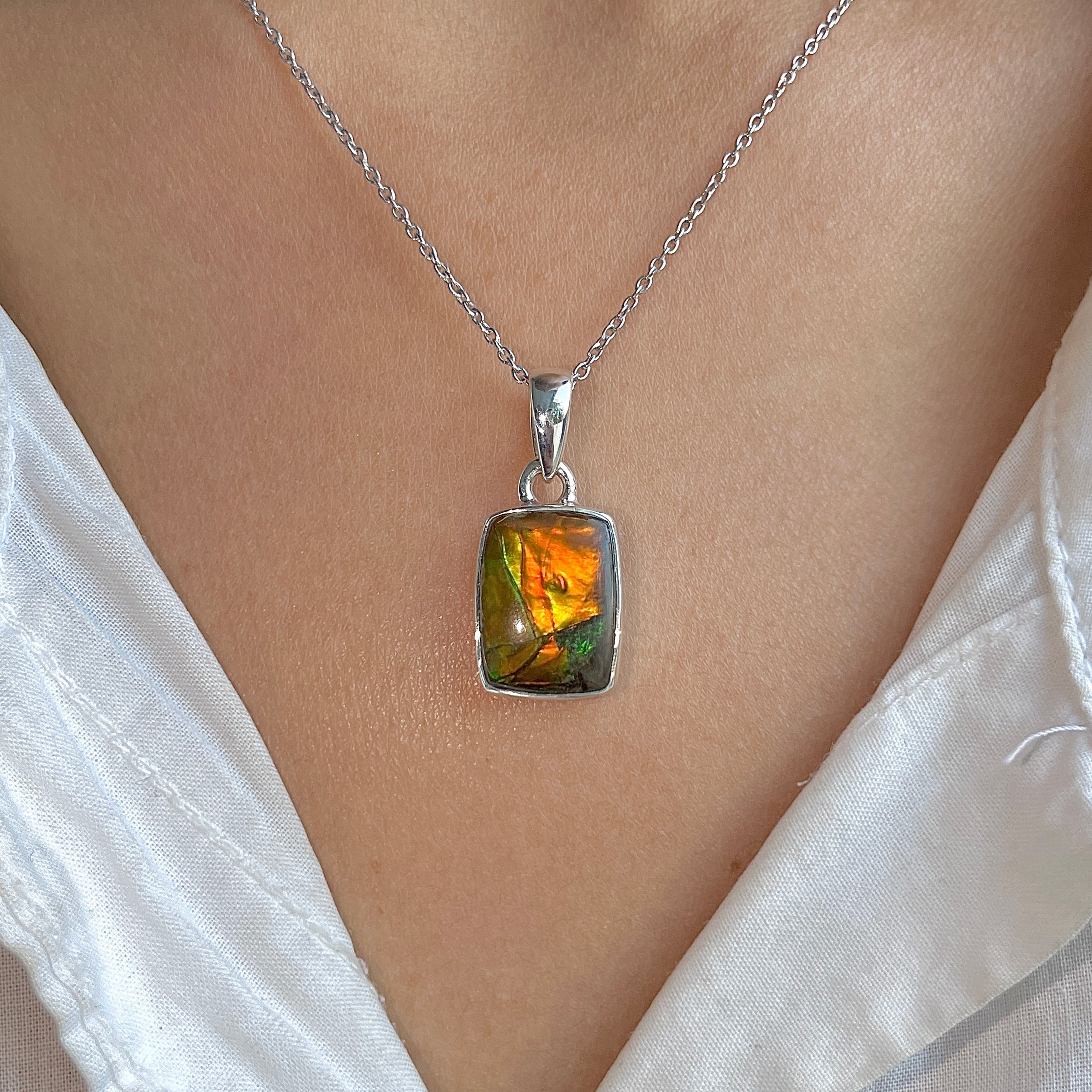 Ammolite Pendant-(AML-P-326.)