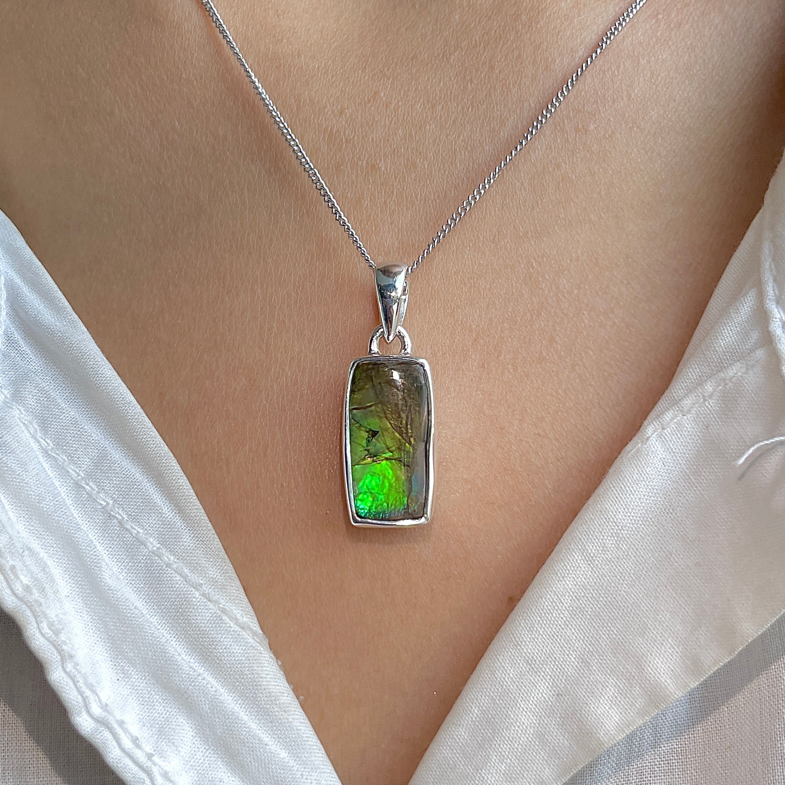 Ammolite Pendant-(AML-P-327.)