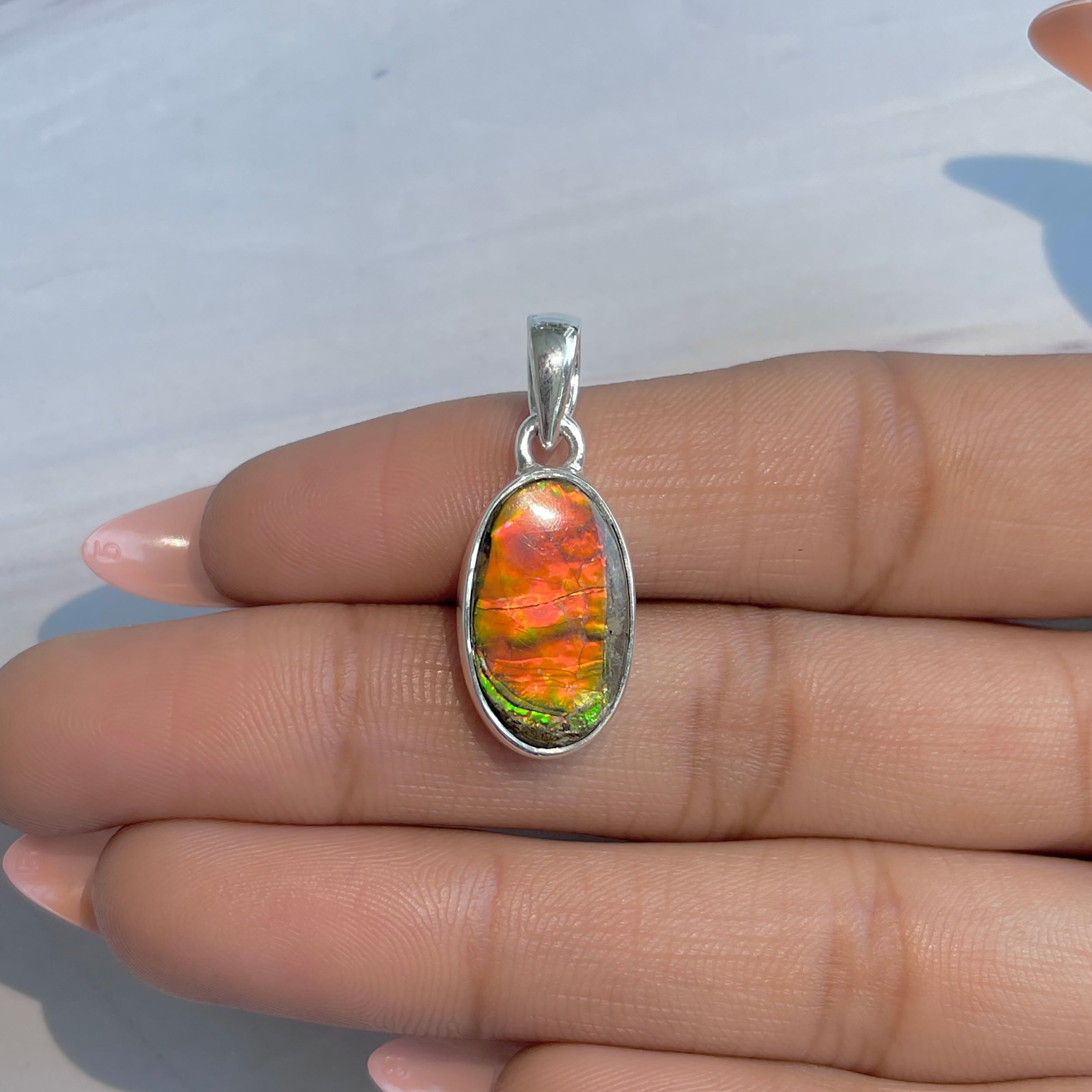 Ammolite Pendant-(AML-P-328.)