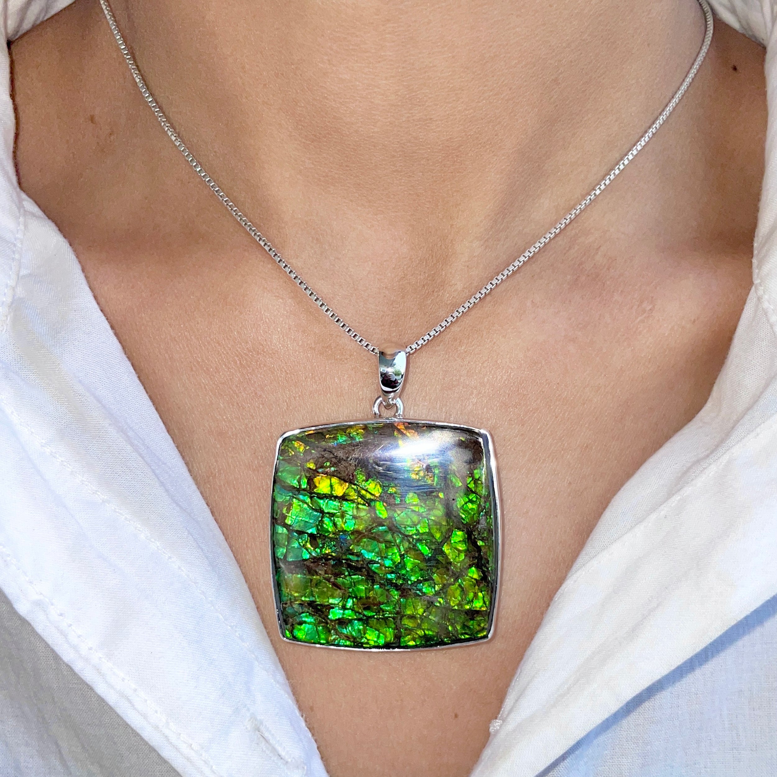 Ammolite Pendant-(AML-P-73.)