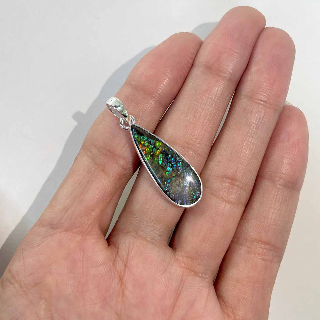 Ammolite Pendants-(AML-P-95.)
