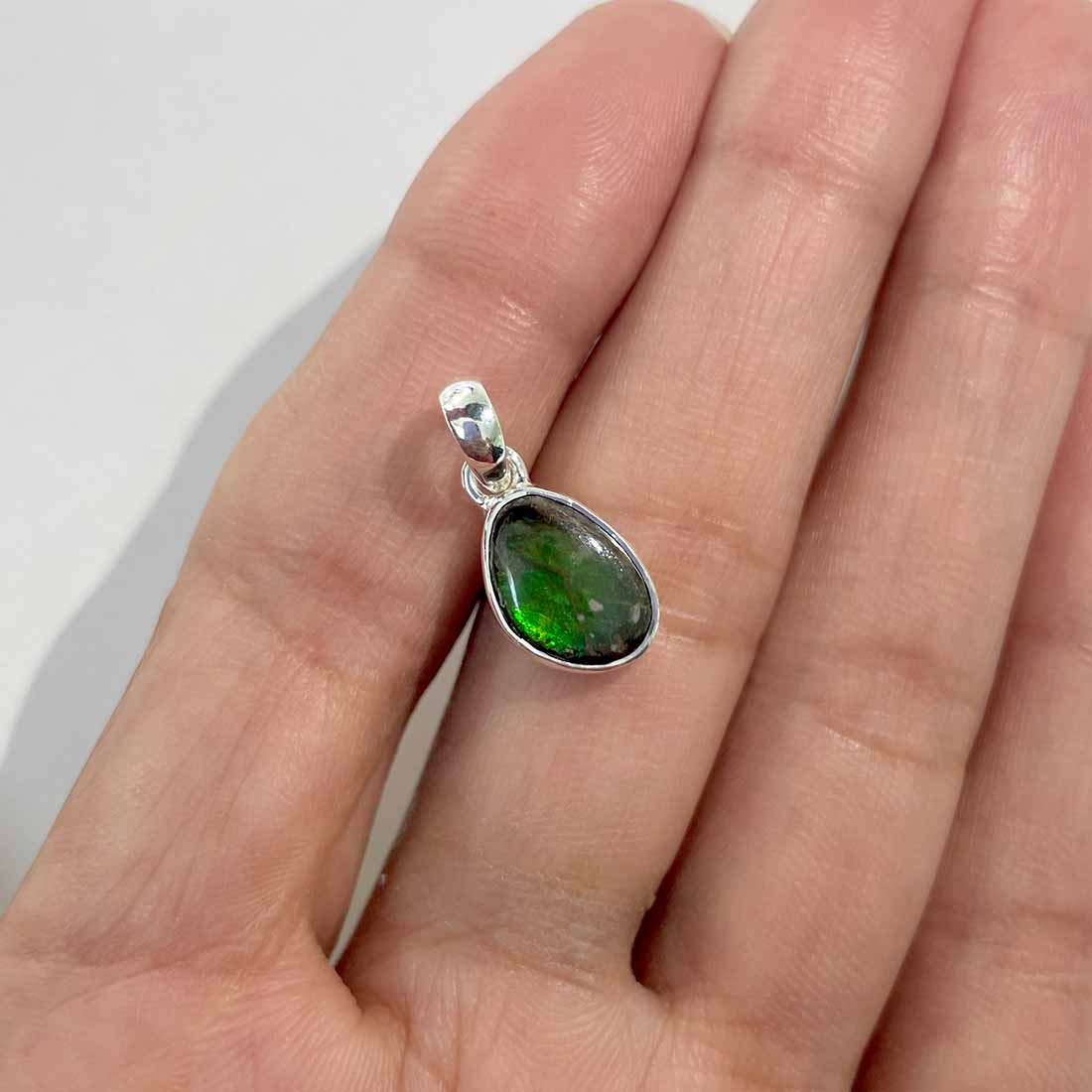 Ammolite Pendants-(AML-P-97.)