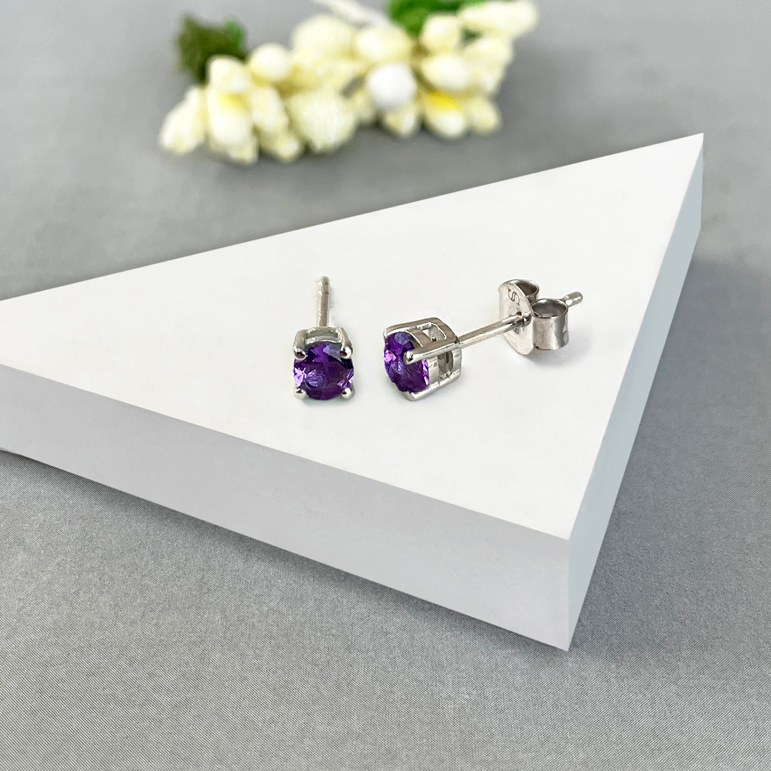 Amethyst Stud Earring-(AMT-SE-1023.)