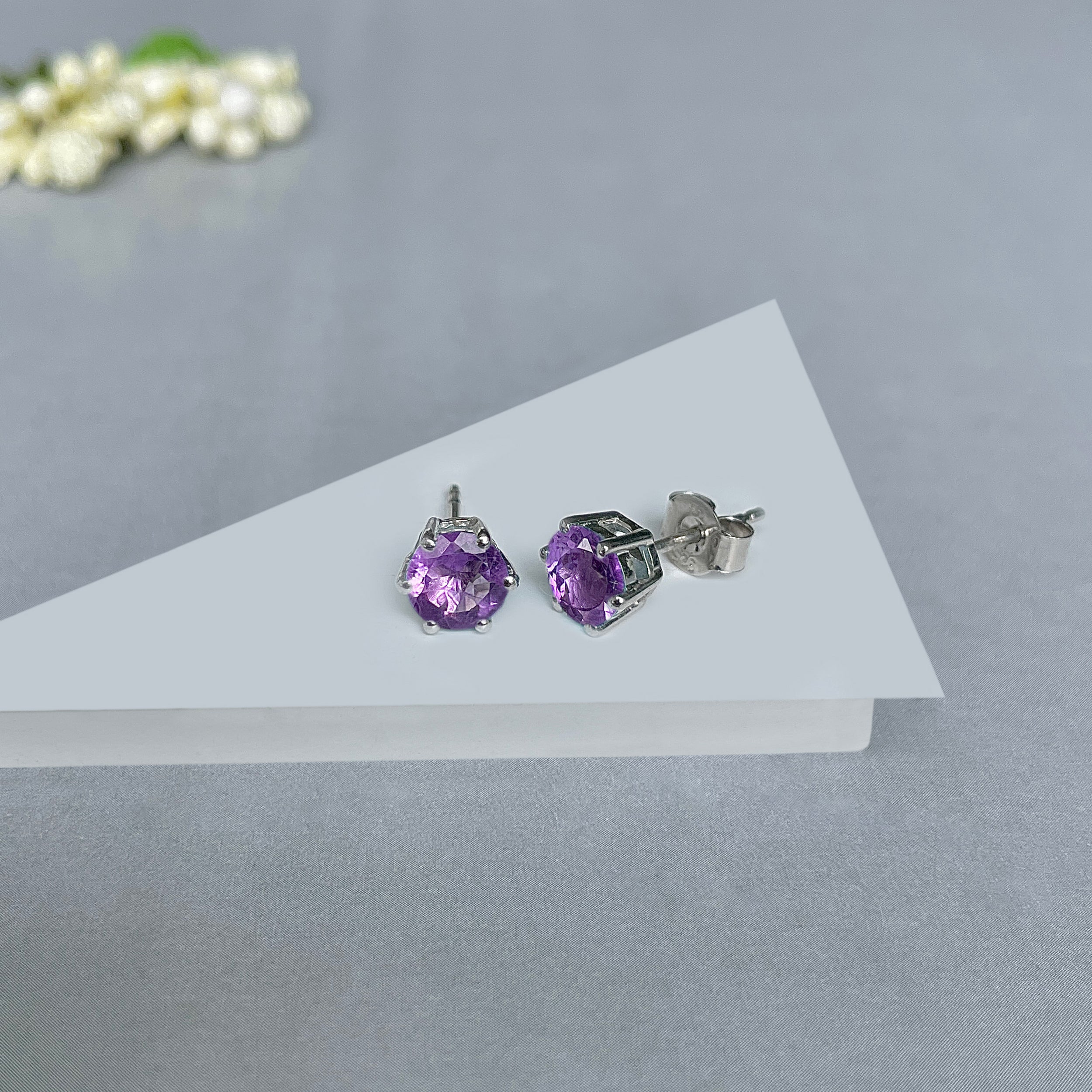 Amethyst Stud Earrings-(AMT-SE-1024.)
