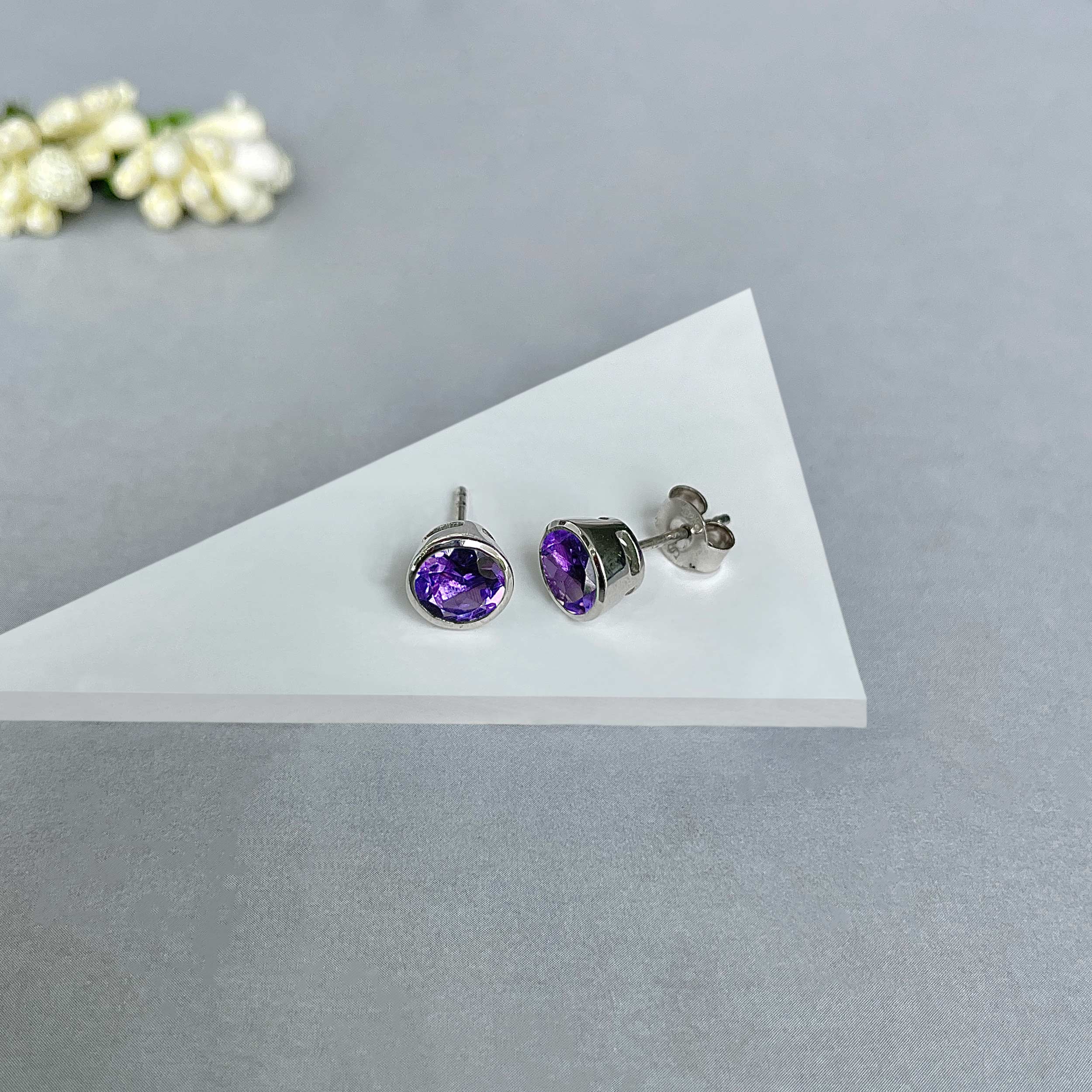 Amethyst Stud Earrings-(AMT-SE-1426.)