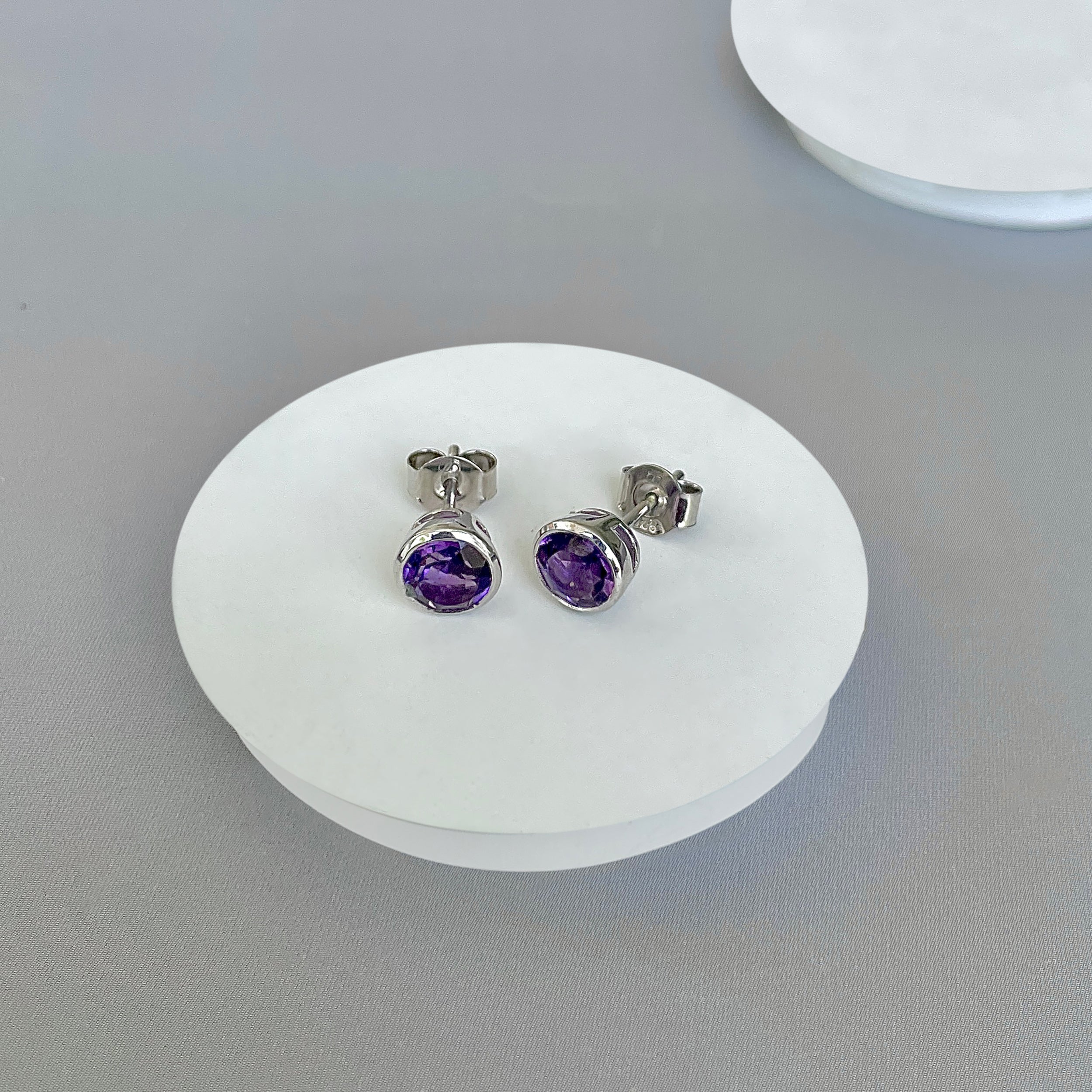 Amethyst Stud Earring-(AMT-SE-1426.)