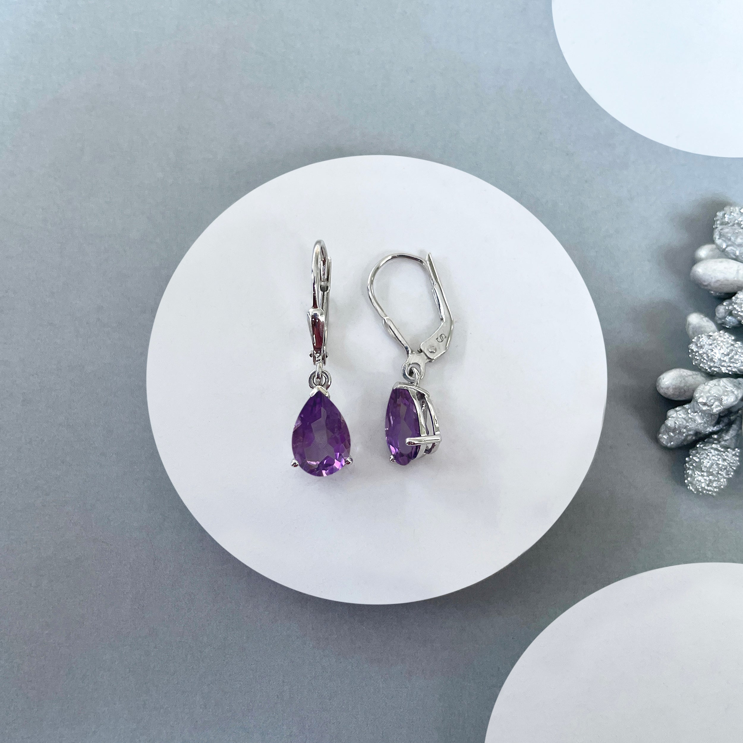 Amethyst Leverback Earrings-(AMT-SE-677.)