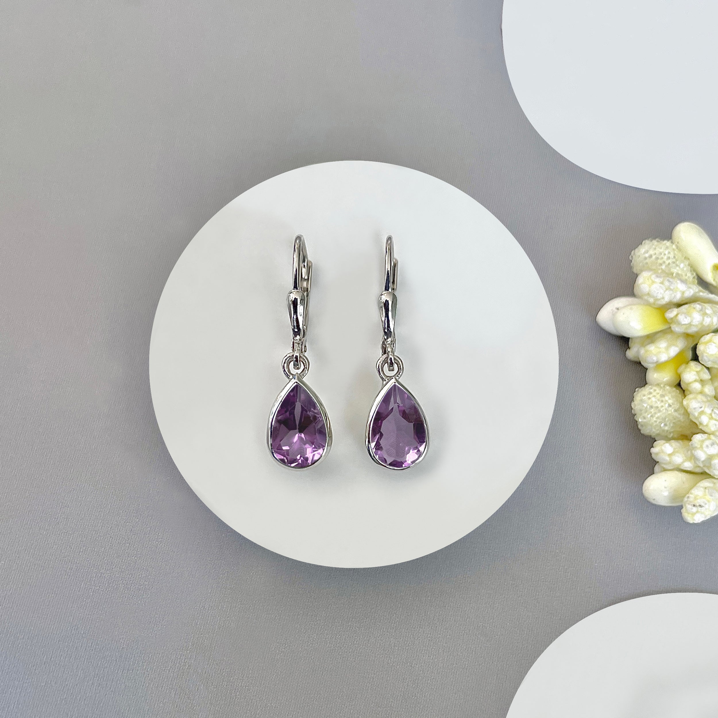 Amethyst Leverback Earrings-(AMT-SE-679.)