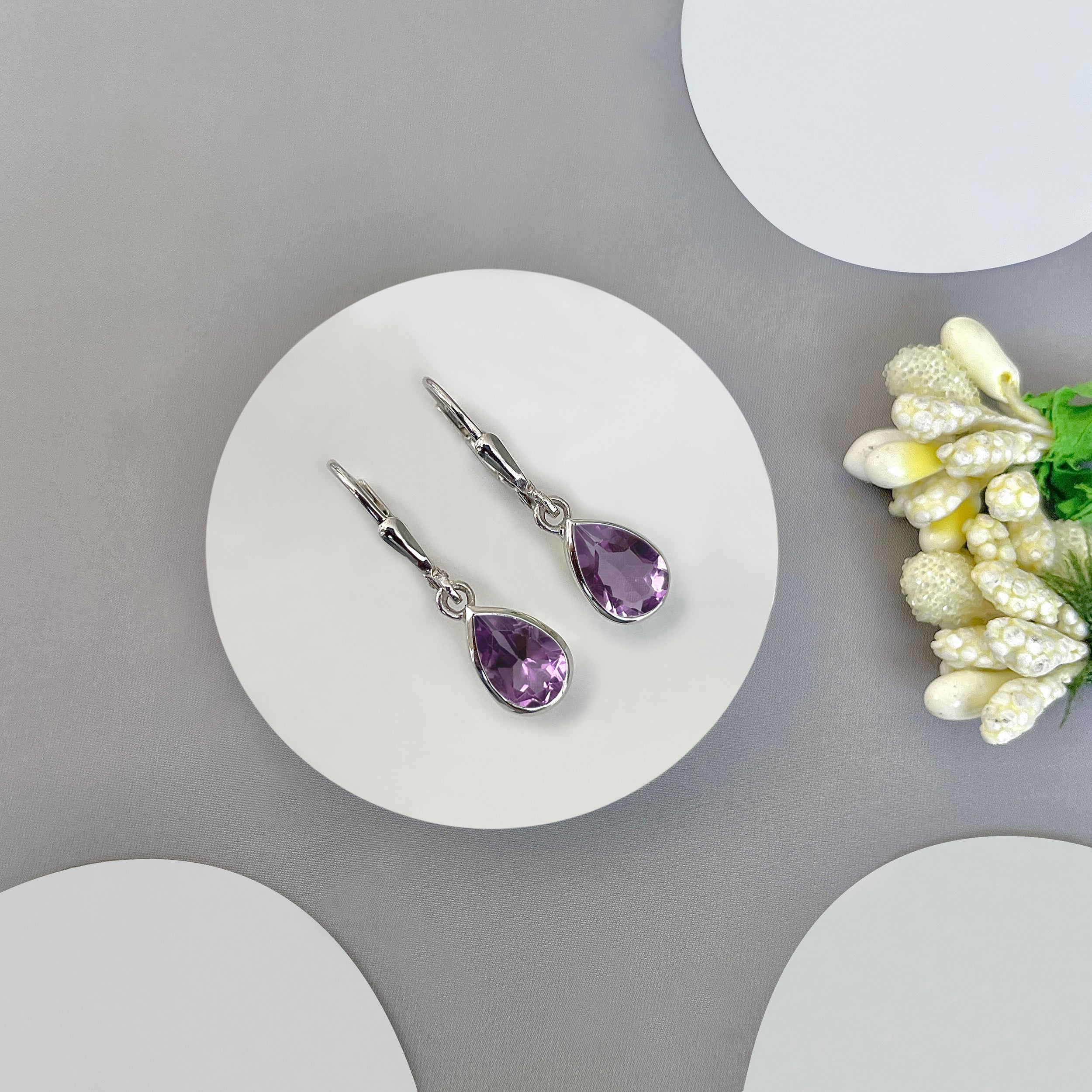 Amethyst Leverback Earrings-(AMT-SE-679.)