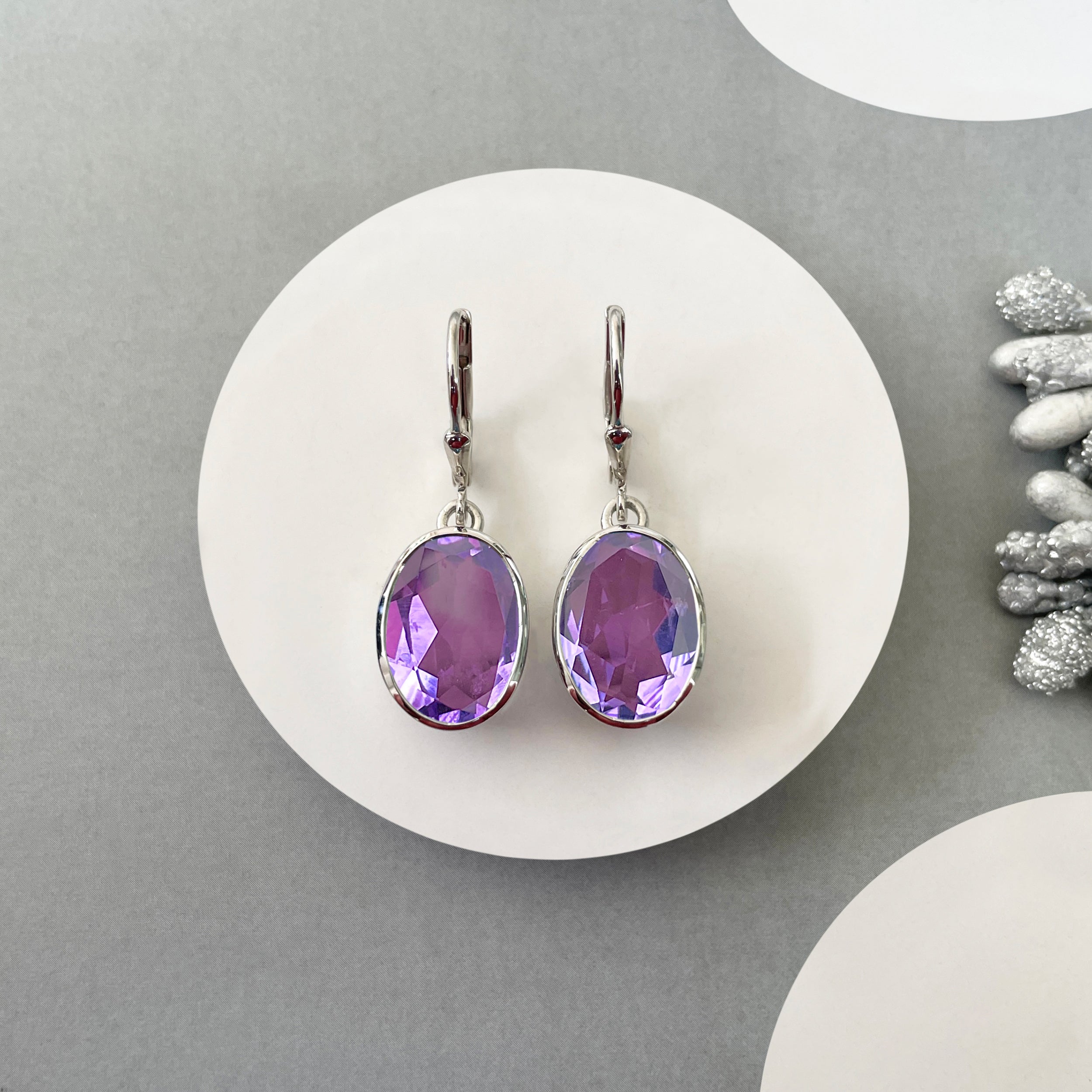 Amethyst Leverback Earring-(AMT-SE-709.)
