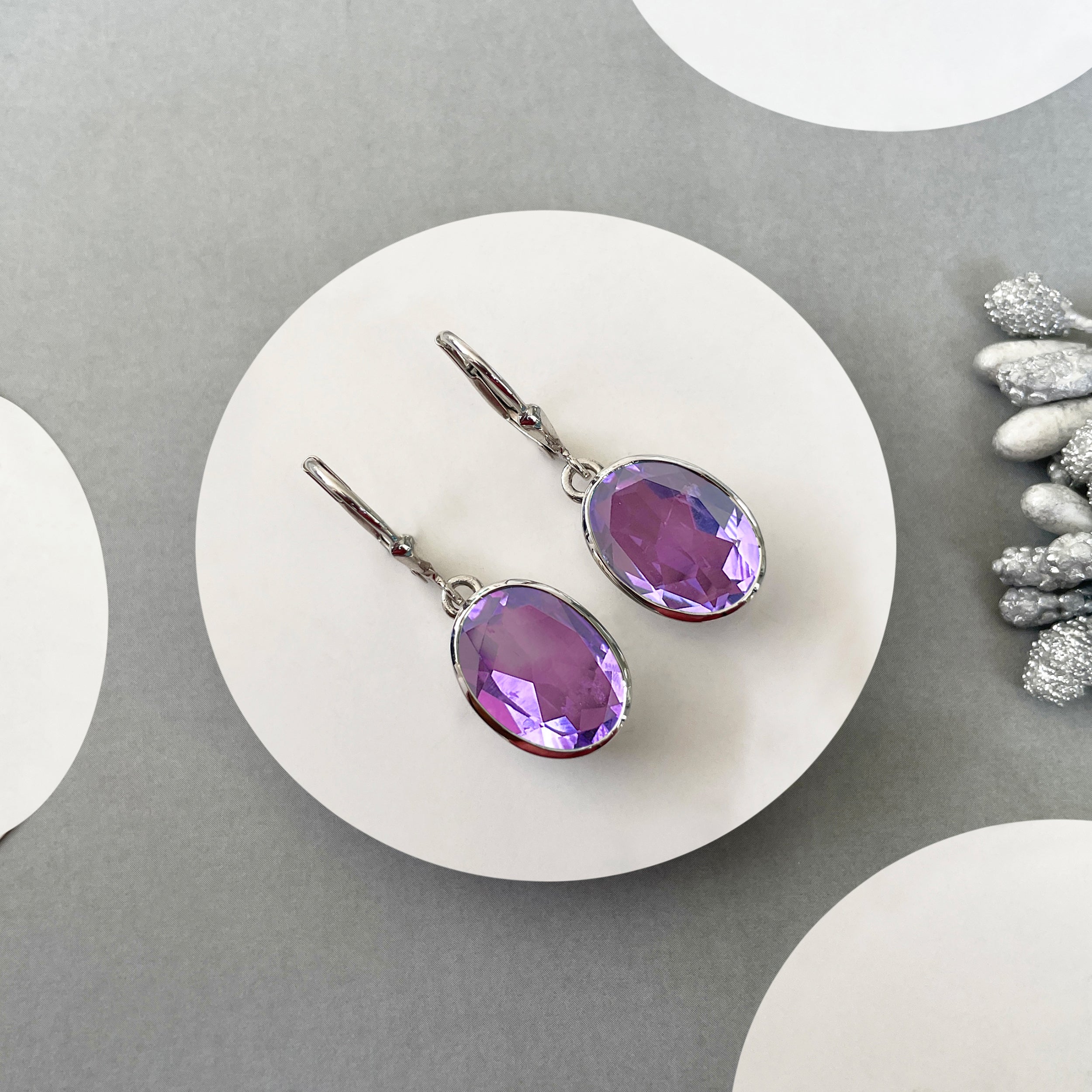 Amethyst Leverback Earring-(AMT-SE-709.)