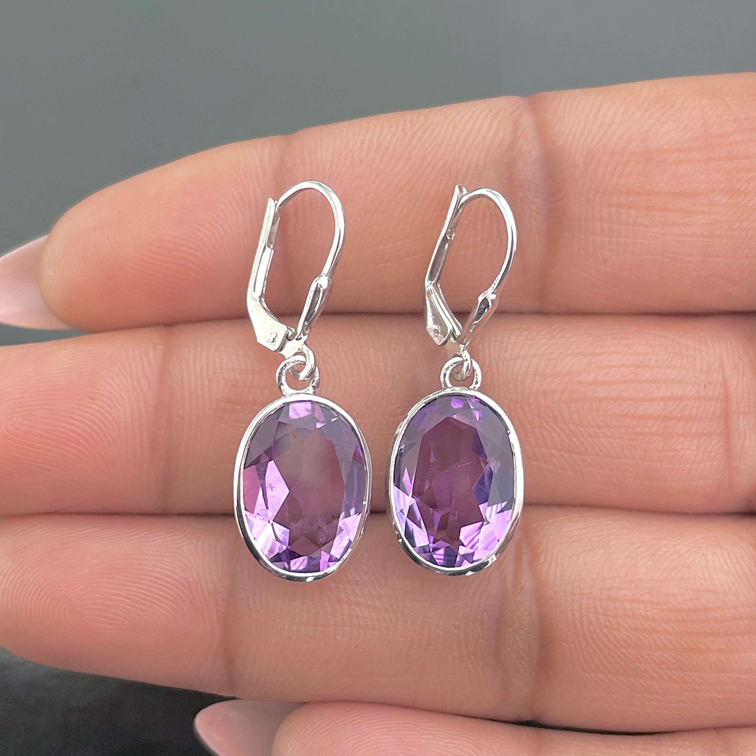 Amethyst Leverback Earring-(AMT-SE-709.)