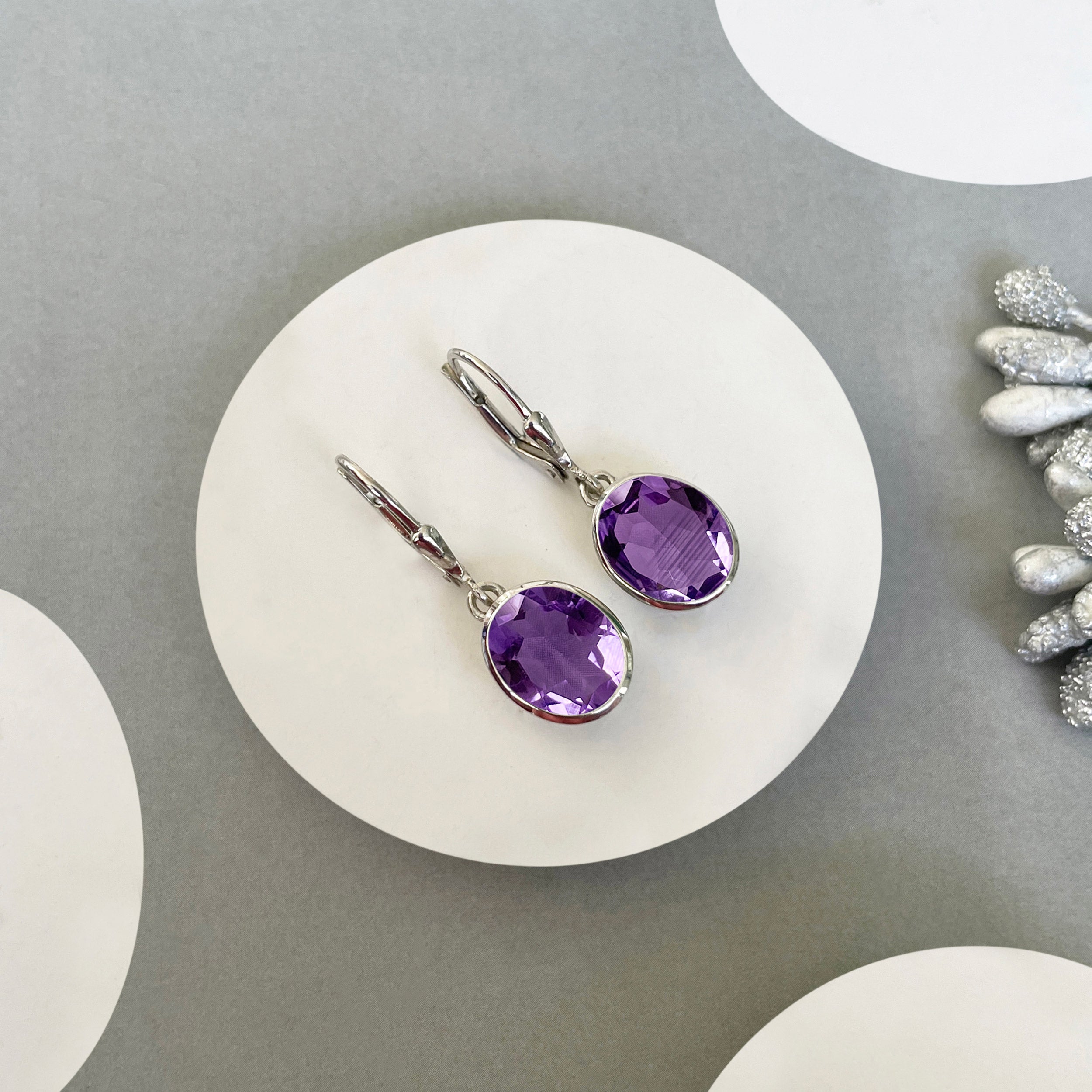 Amethyst Leverback Earrings-(AMT-SE-997.)