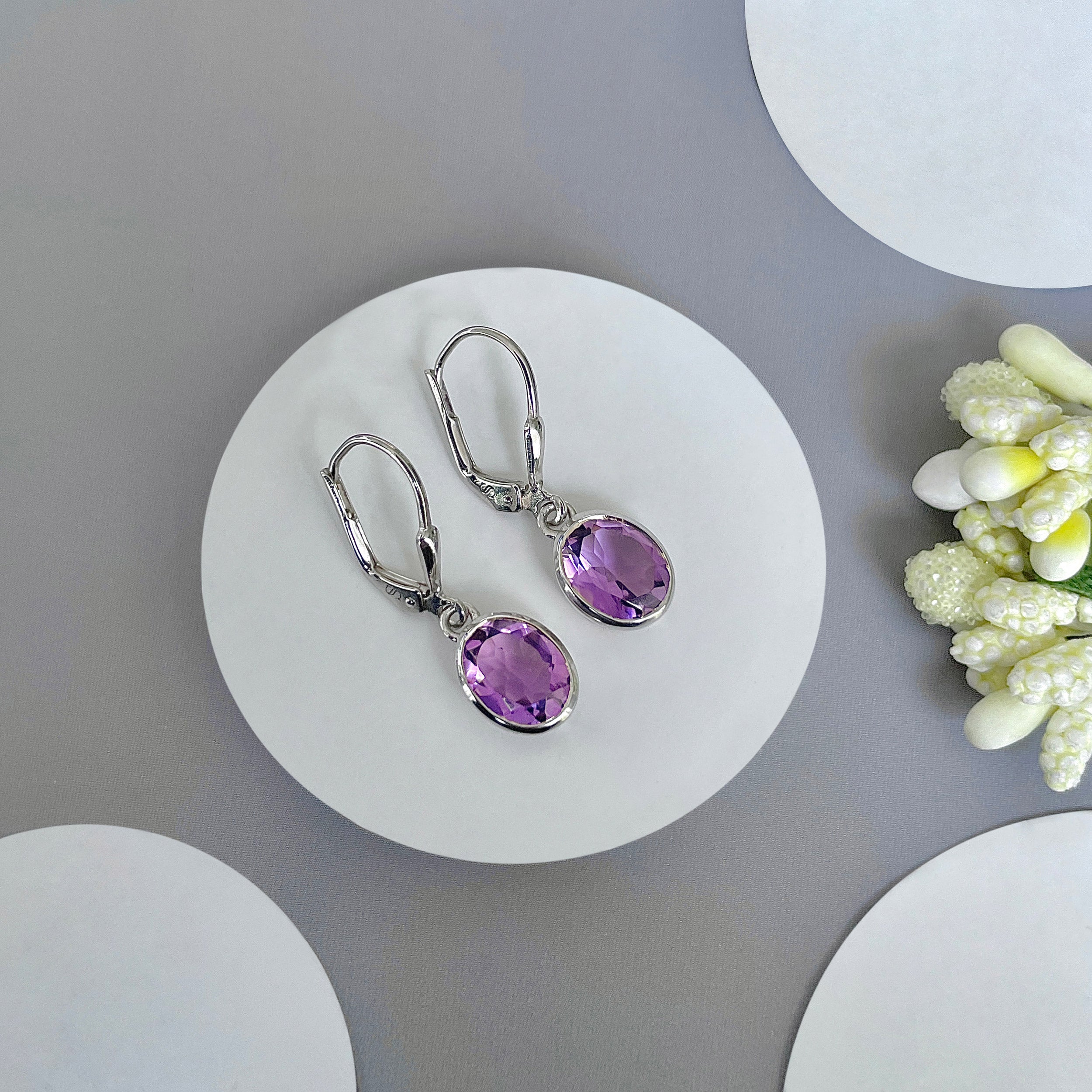 Amethyst Leverback Earrings-(AMT-SE-998.)
