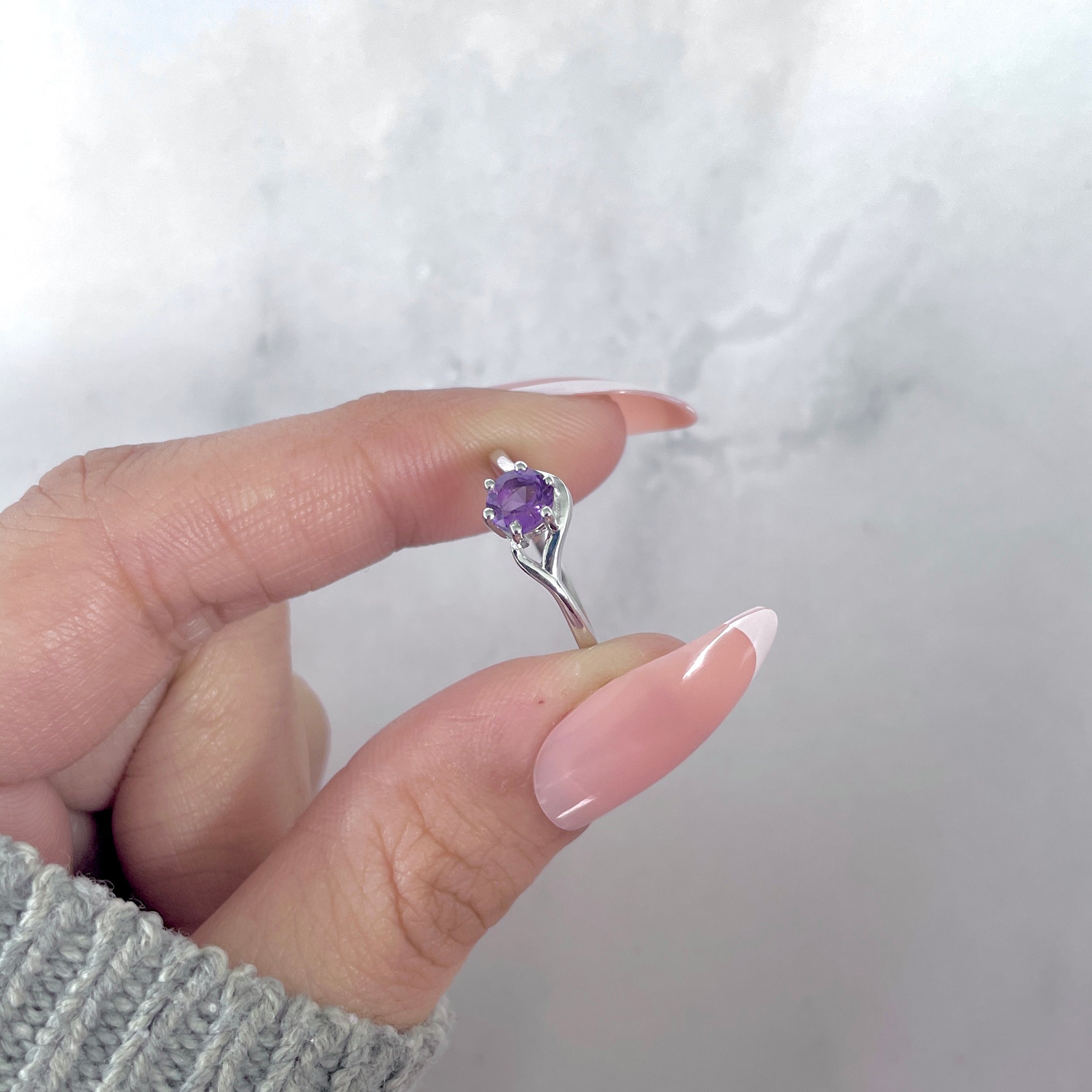 Amethyst Ring-(AMT-SR-04.)
