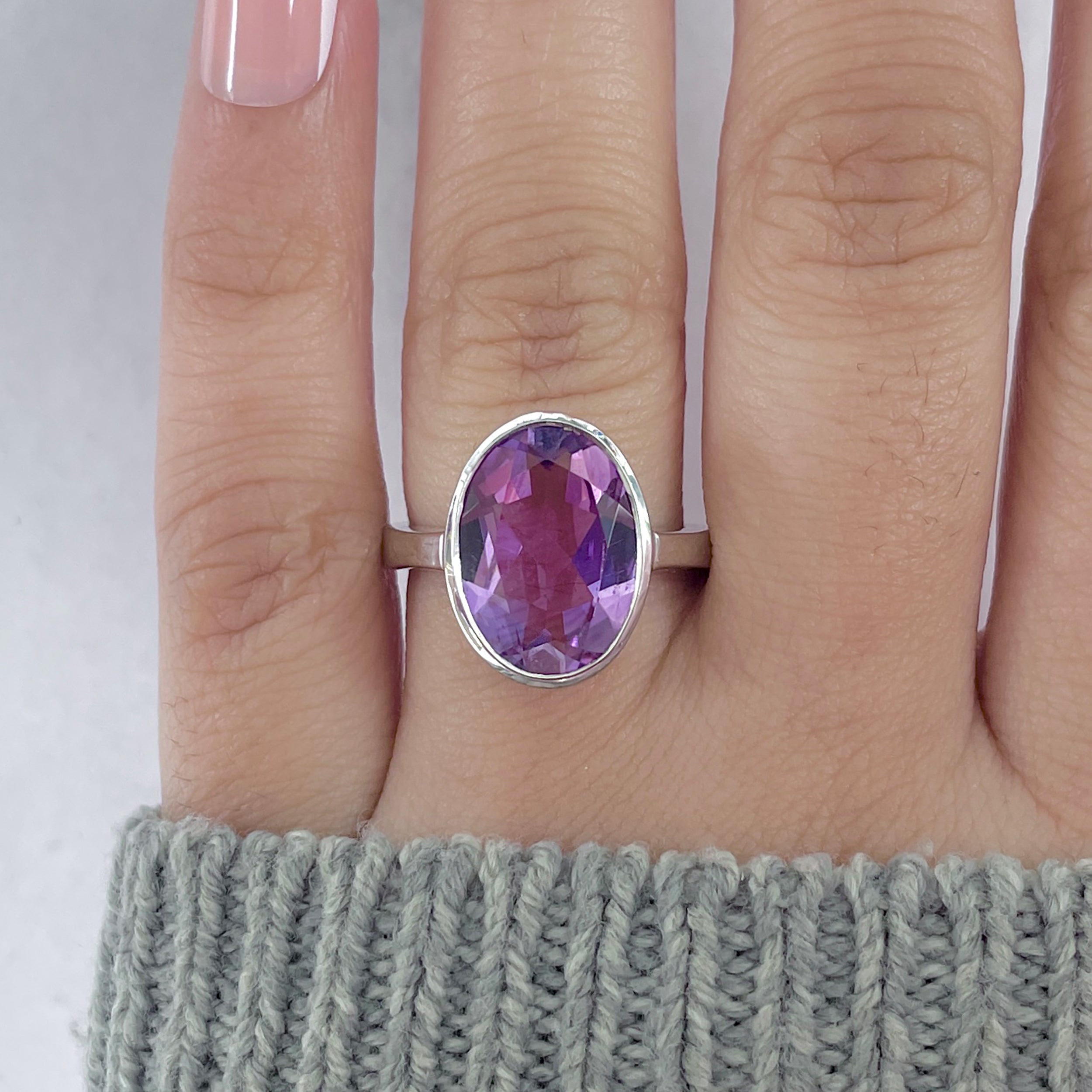 Amethyst Ring-(AMT-SR-1892.)