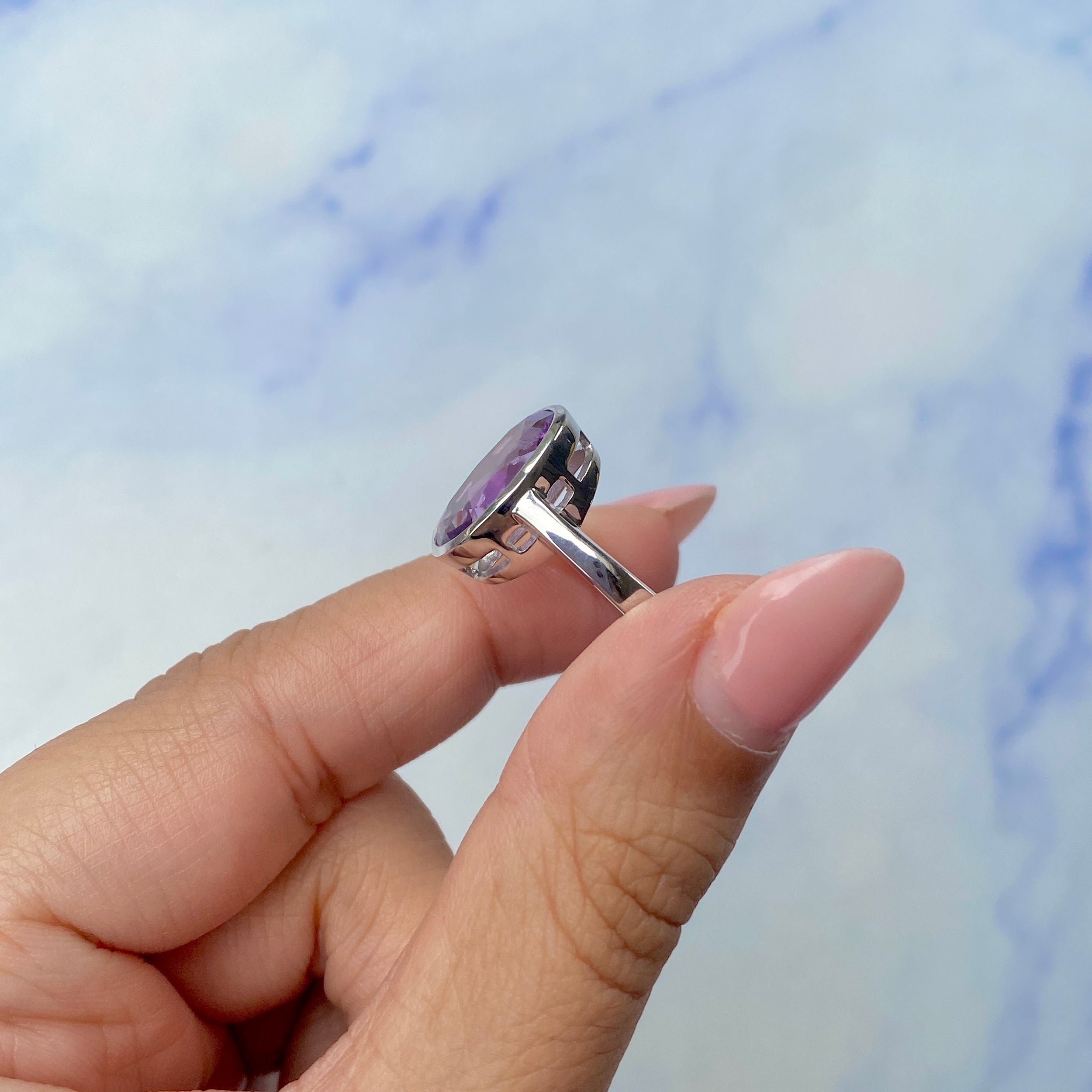 Amethyst Ring-(AMT-SR-1892.)