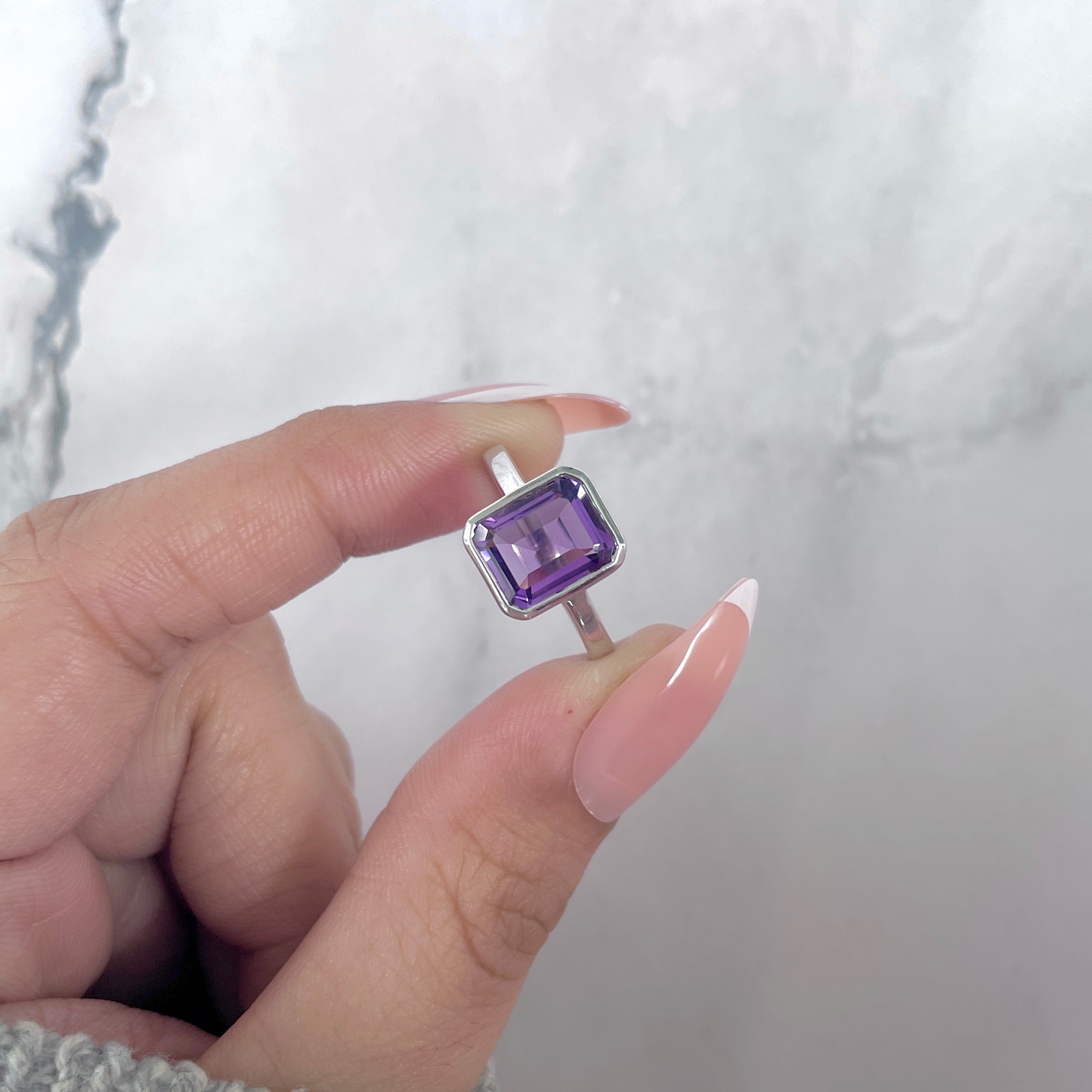 Amethyst Ring-(AMT-SR-1926.)