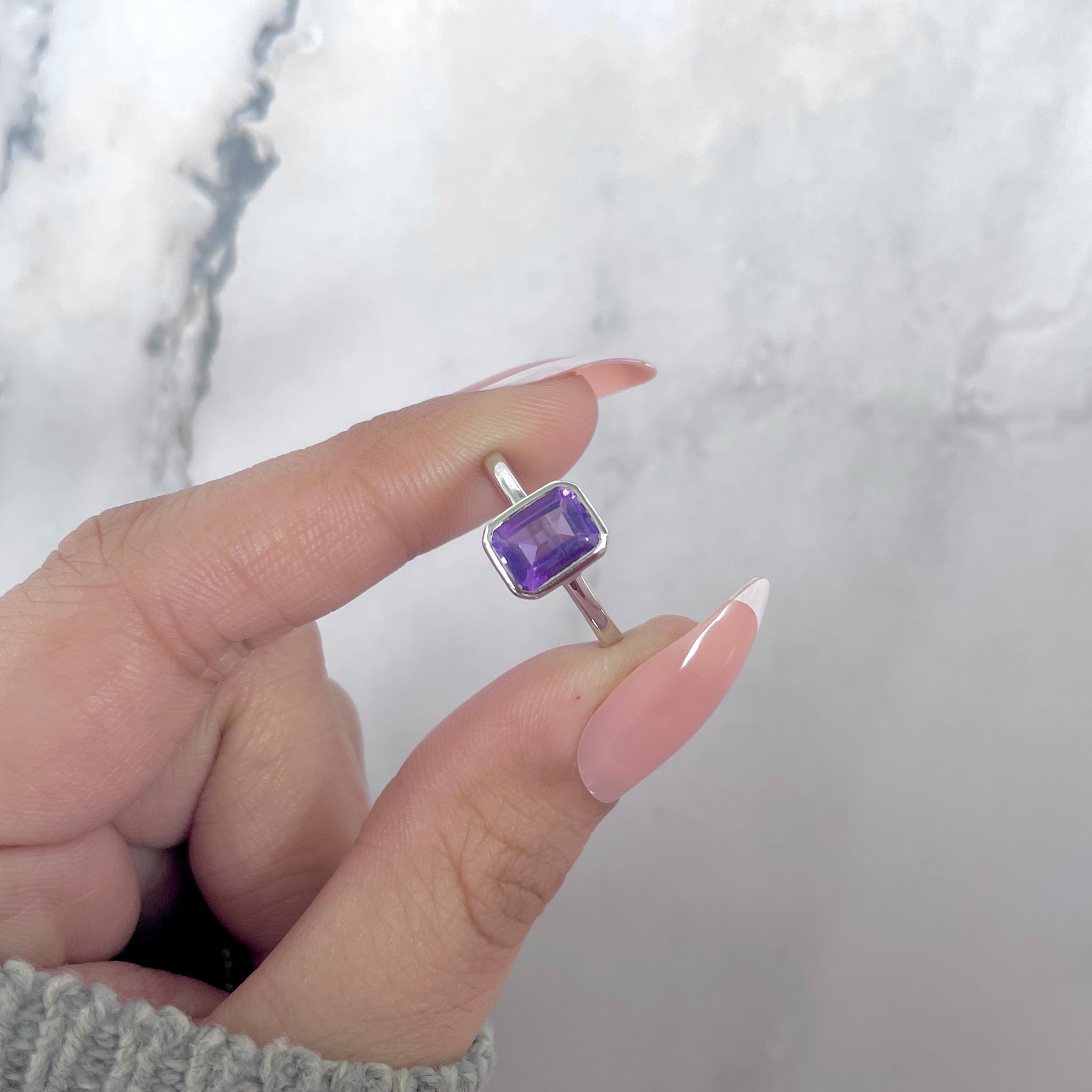 Amethyst Ring-(AMT-SR-246.)