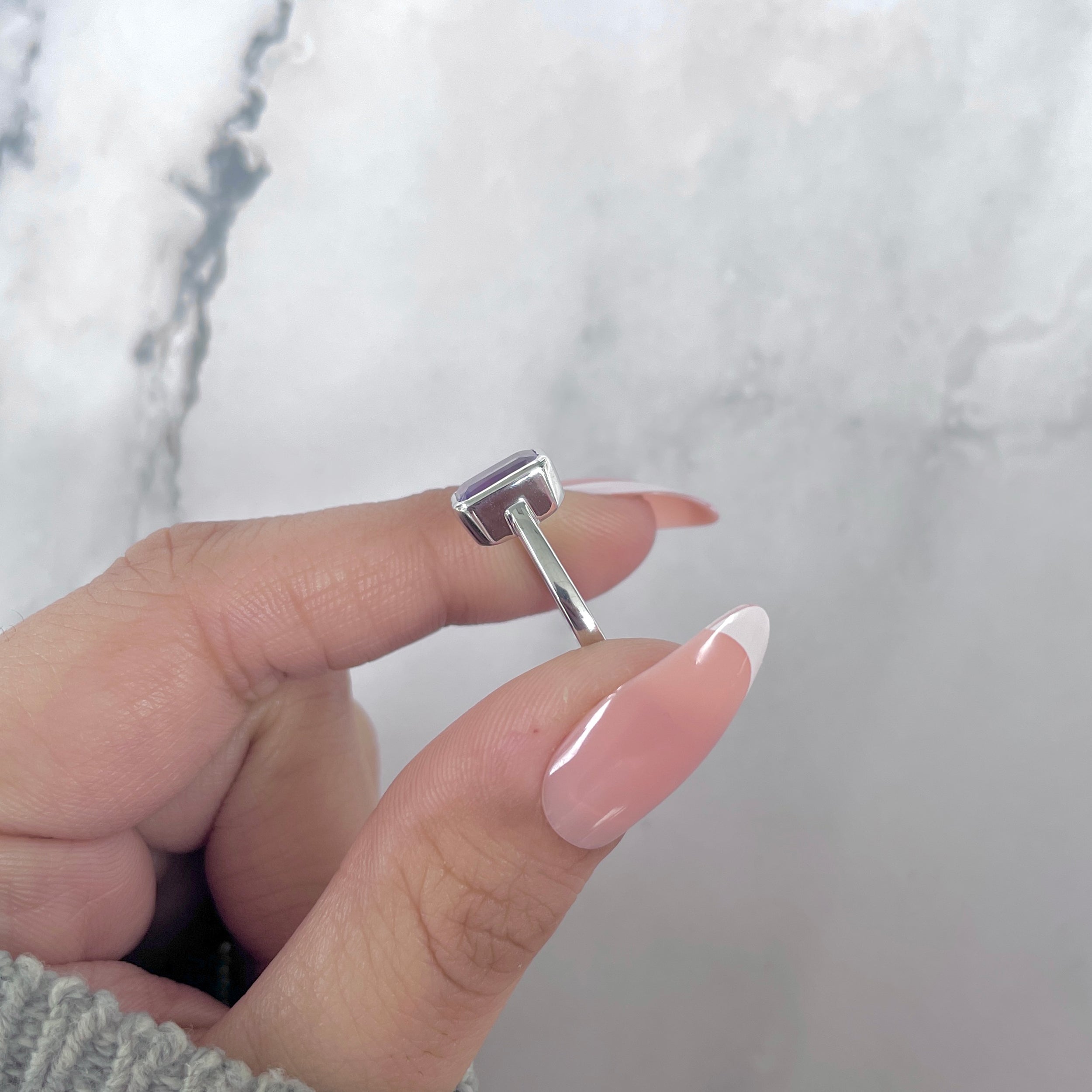 Amethyst Ring-(AMT-SR-246.)