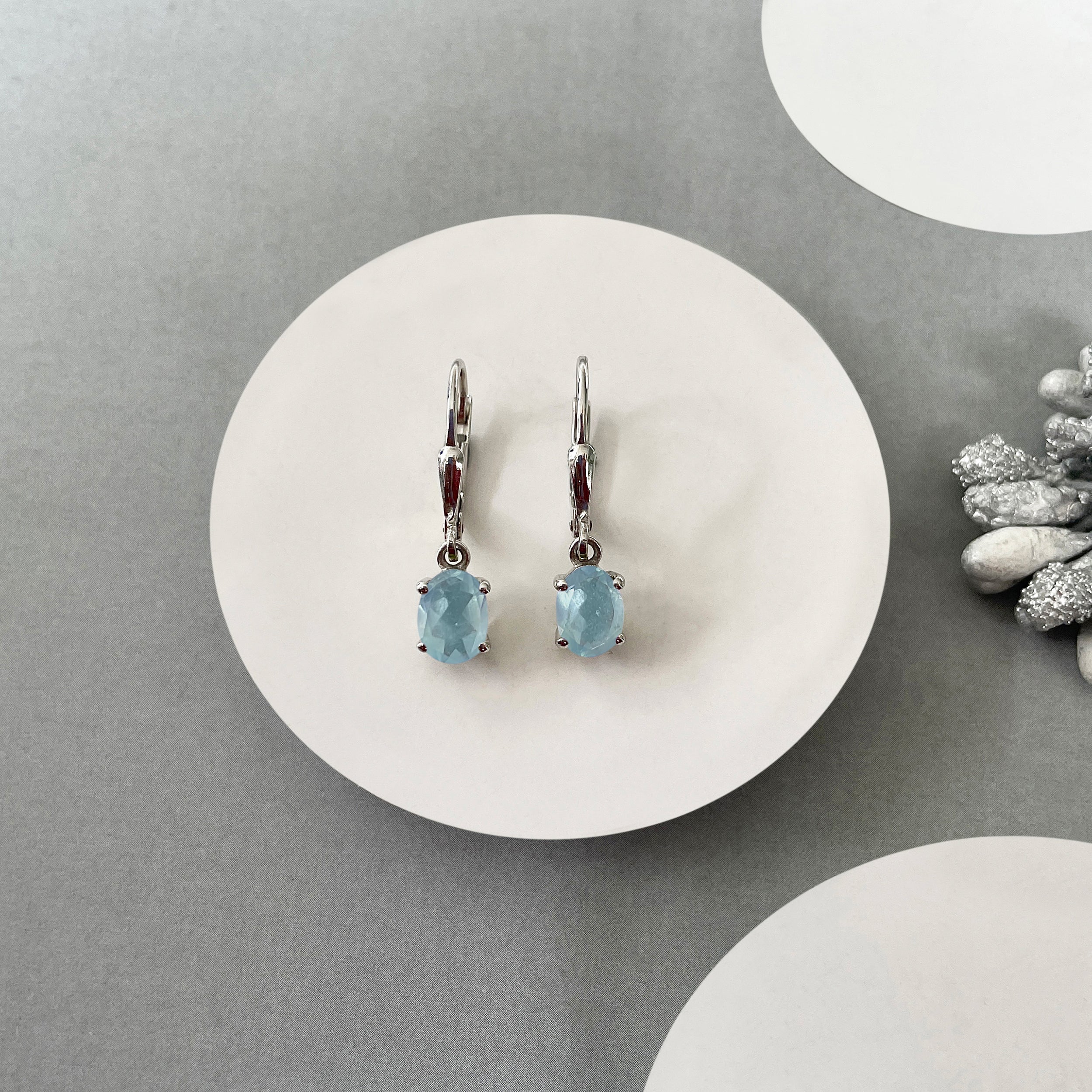Aquamarine Leverback Earrings-(AQM-SE-670.)