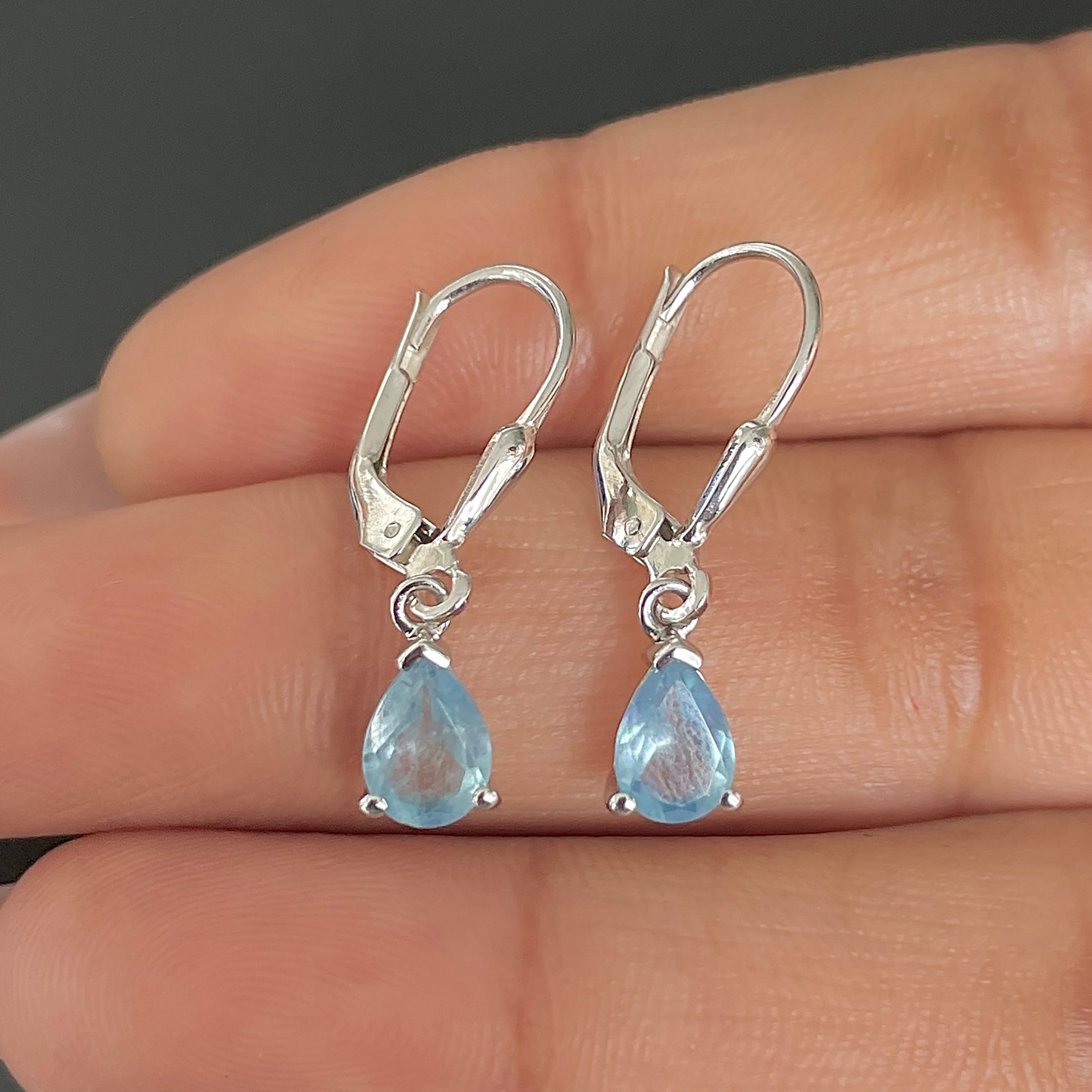 Aquamarine Leverback Earring-(AQM-SE-676.)