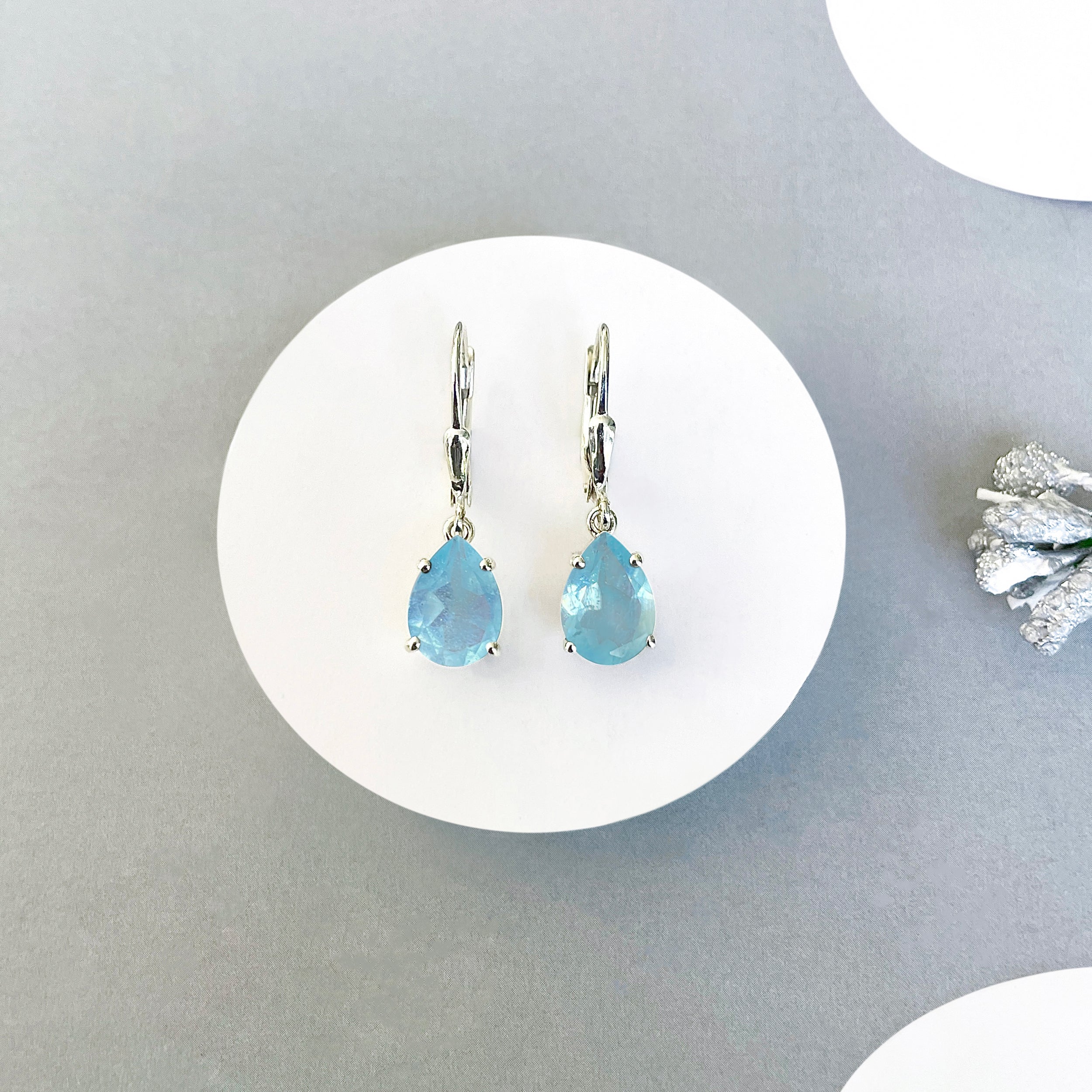 Aquamarine Leverback Earring-(AQM-SE-869.)