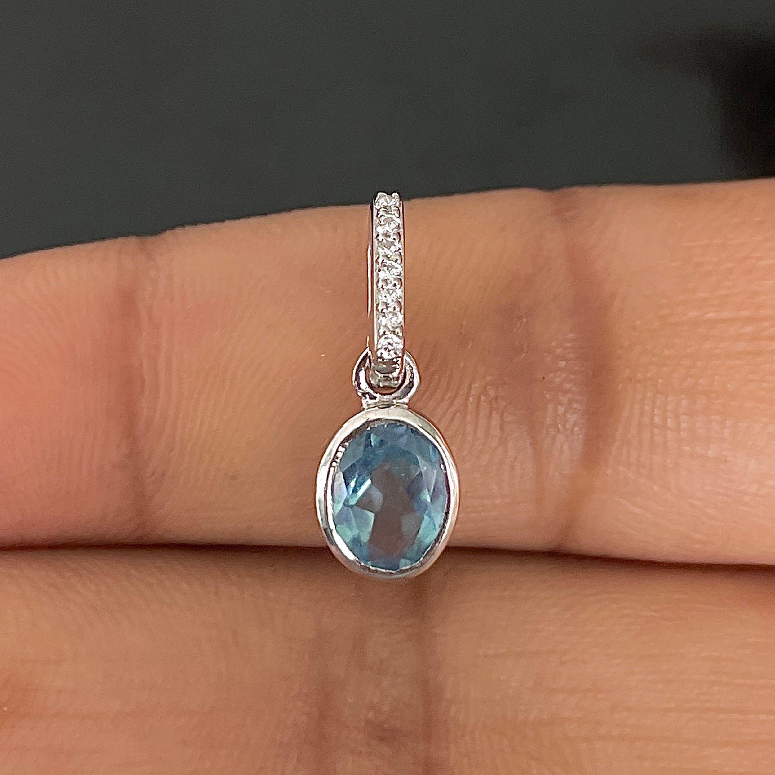 Aquamarine & White Topaz Pendant-(AQM-SP-792.)