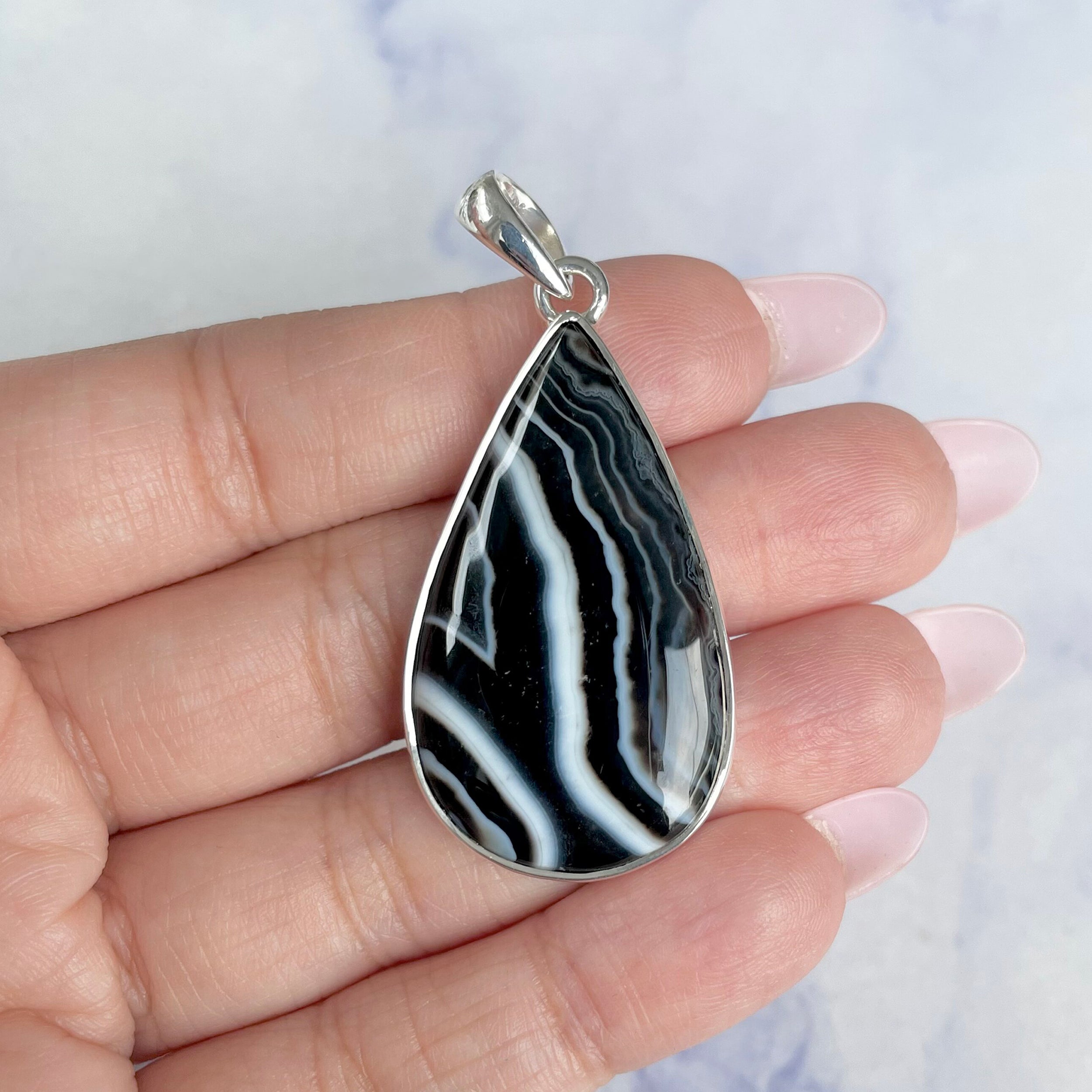 Banded Agate Pendant-(BAG-P-42.)
