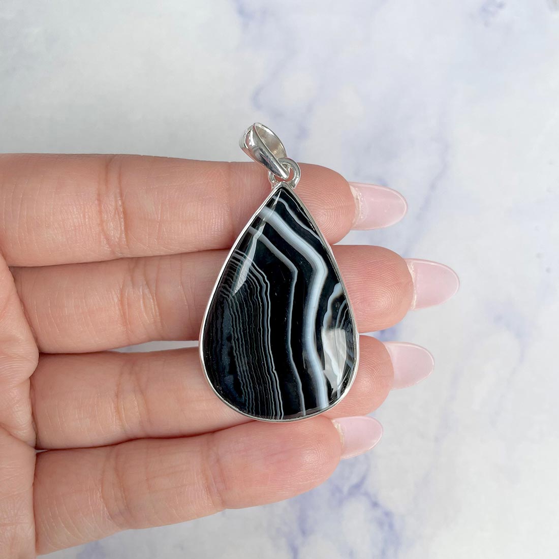 Banded Agate Pendant-(BAG-P-59.)