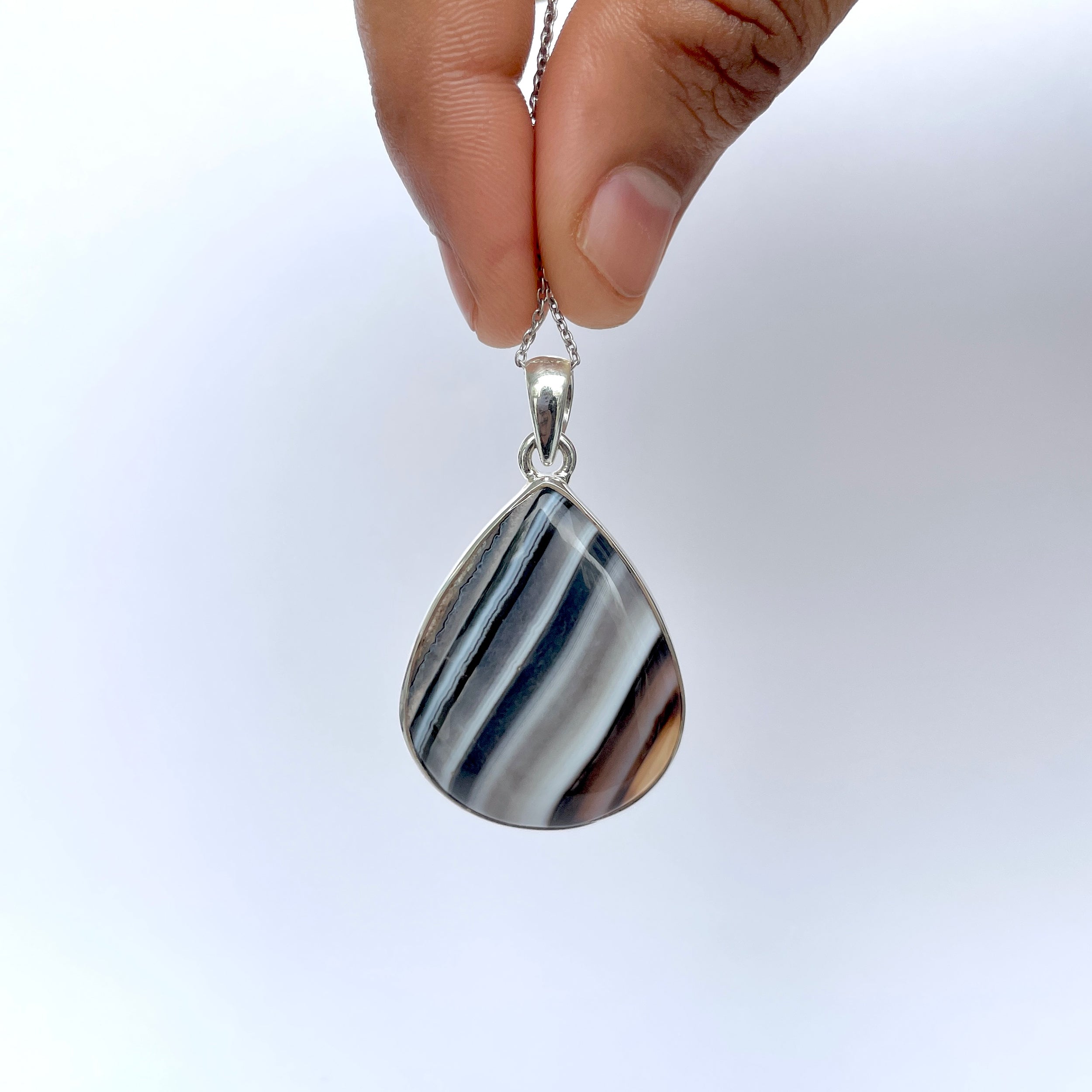 Banded Agate Pendant-(BAG-P-65.)