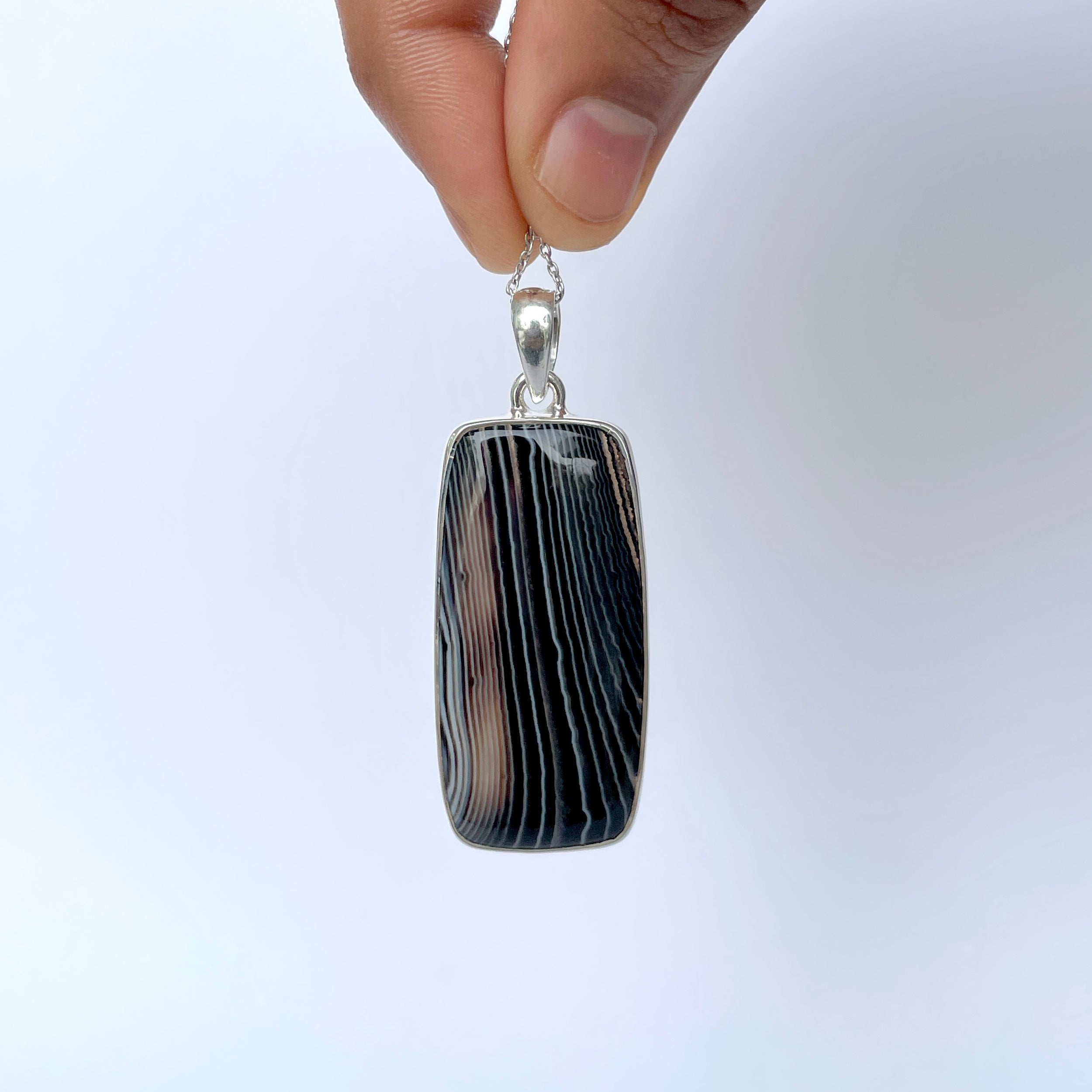 Banded Agate Pendant-(BAG-P-66.)