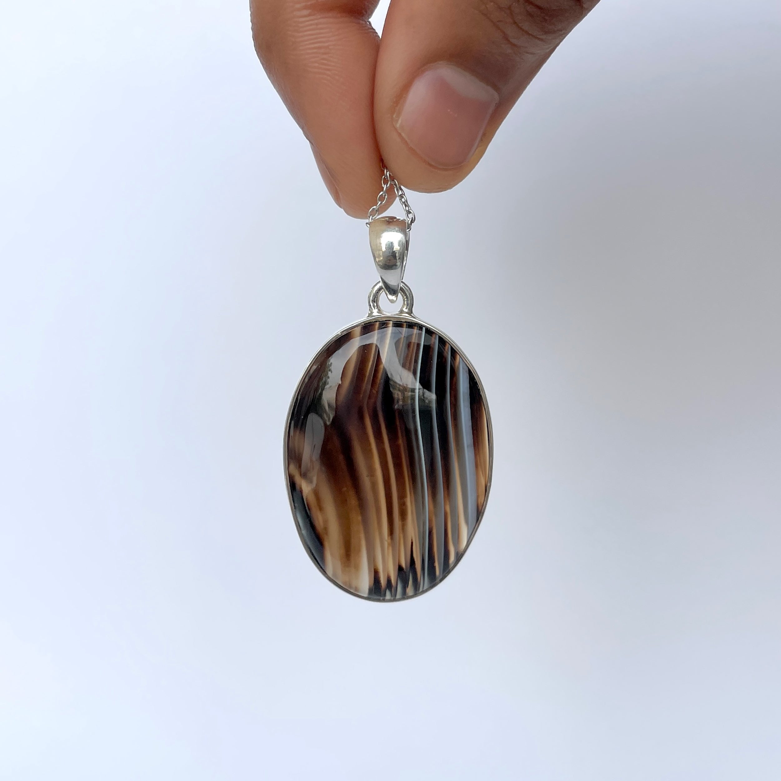 Banded Agate Pendant-(BAG-P-72.)