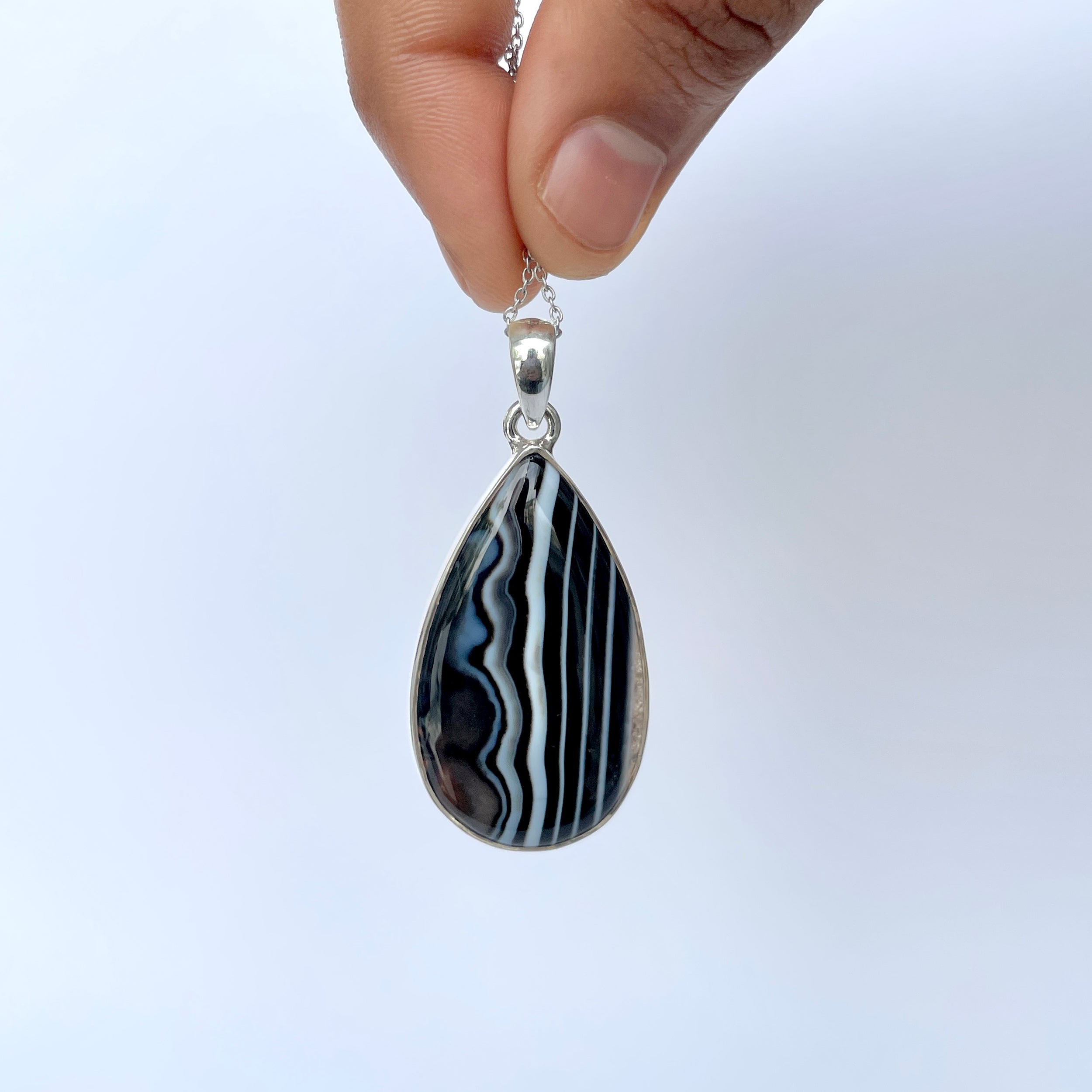 Banded Agate Pendant-(BAG-P-73.)