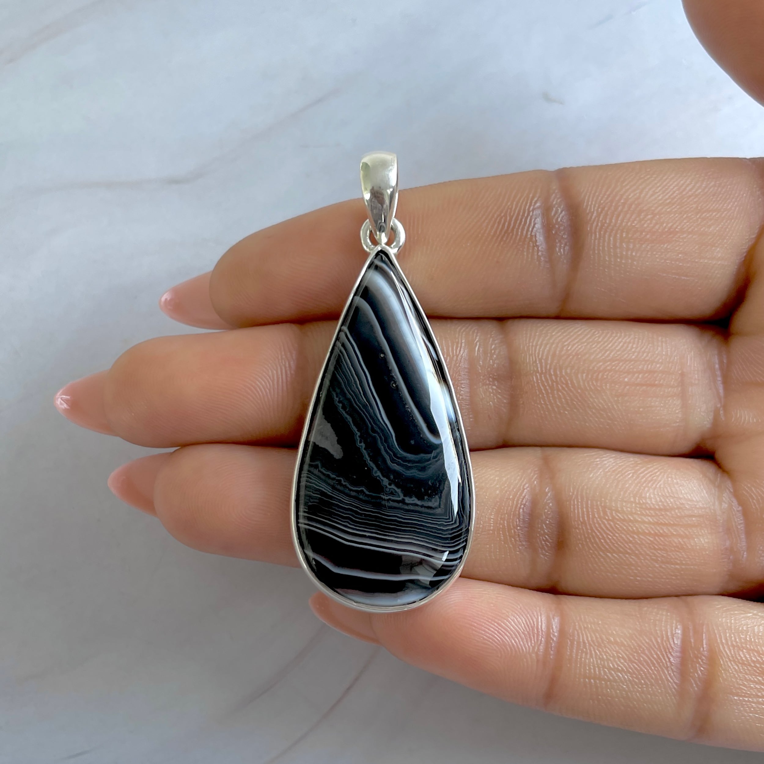 Banded Agate Pendant-(BAG-P-74.)