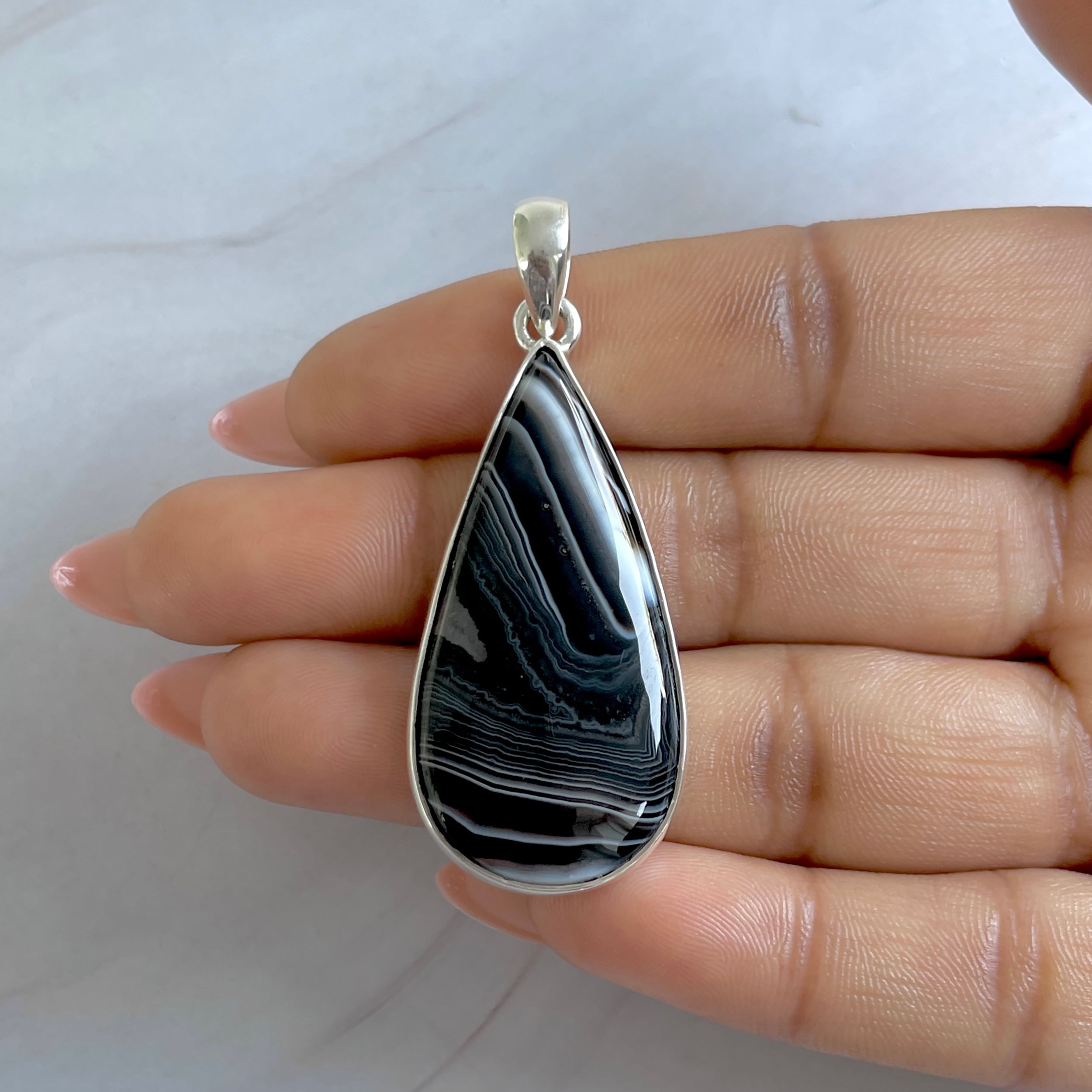 Banded Agate Pendant-(BAG-P-74.)