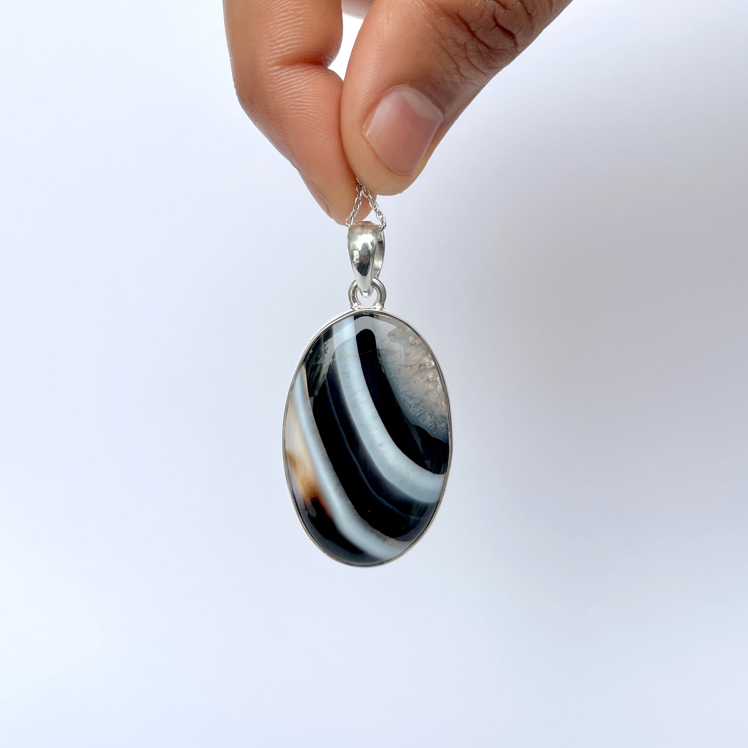 Banded Agate Pendant-(BAG-P-79.)