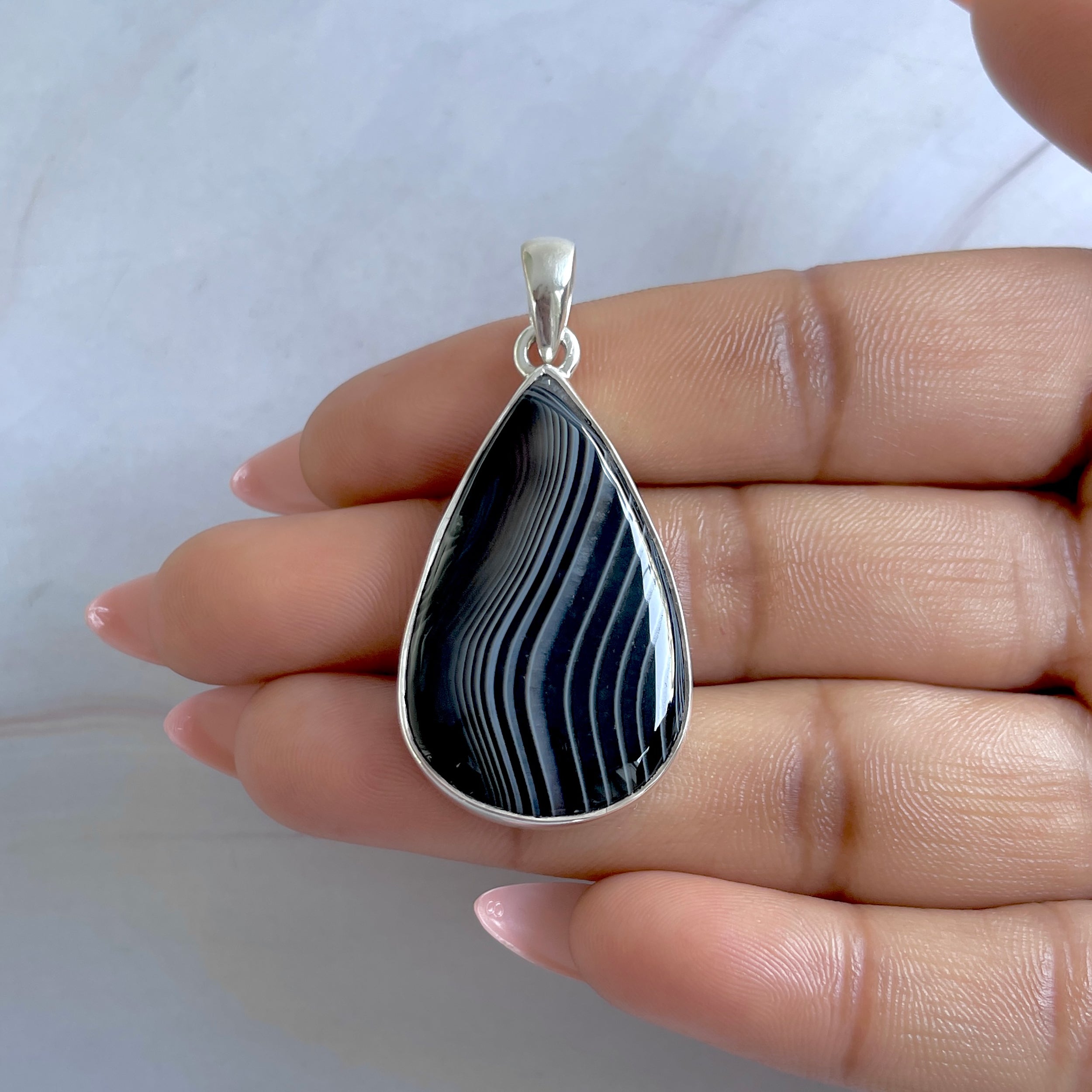 Banded Agate Pendant-(BAG-P-88.)