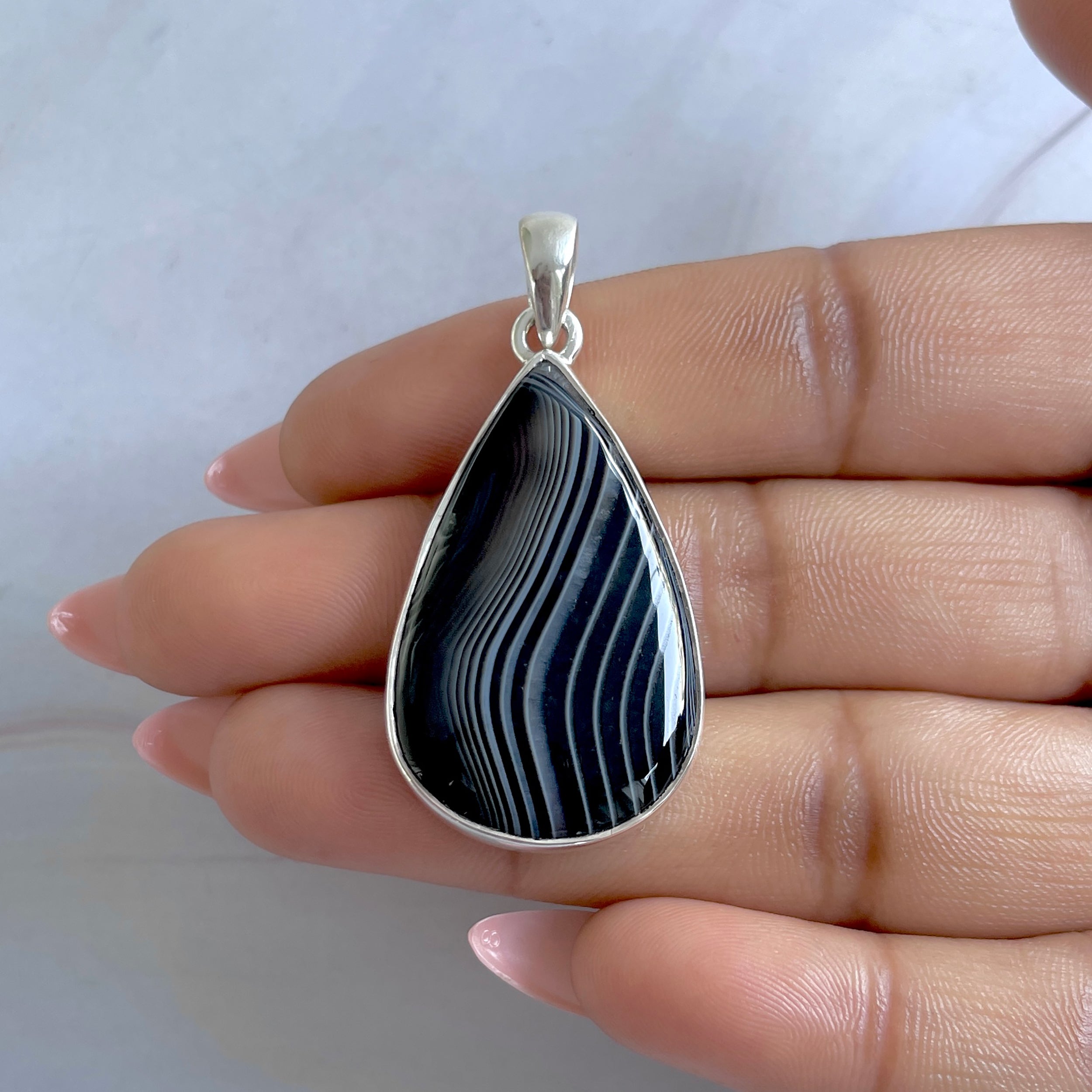 Banded Agate Pendant-(BAG-P-88.)
