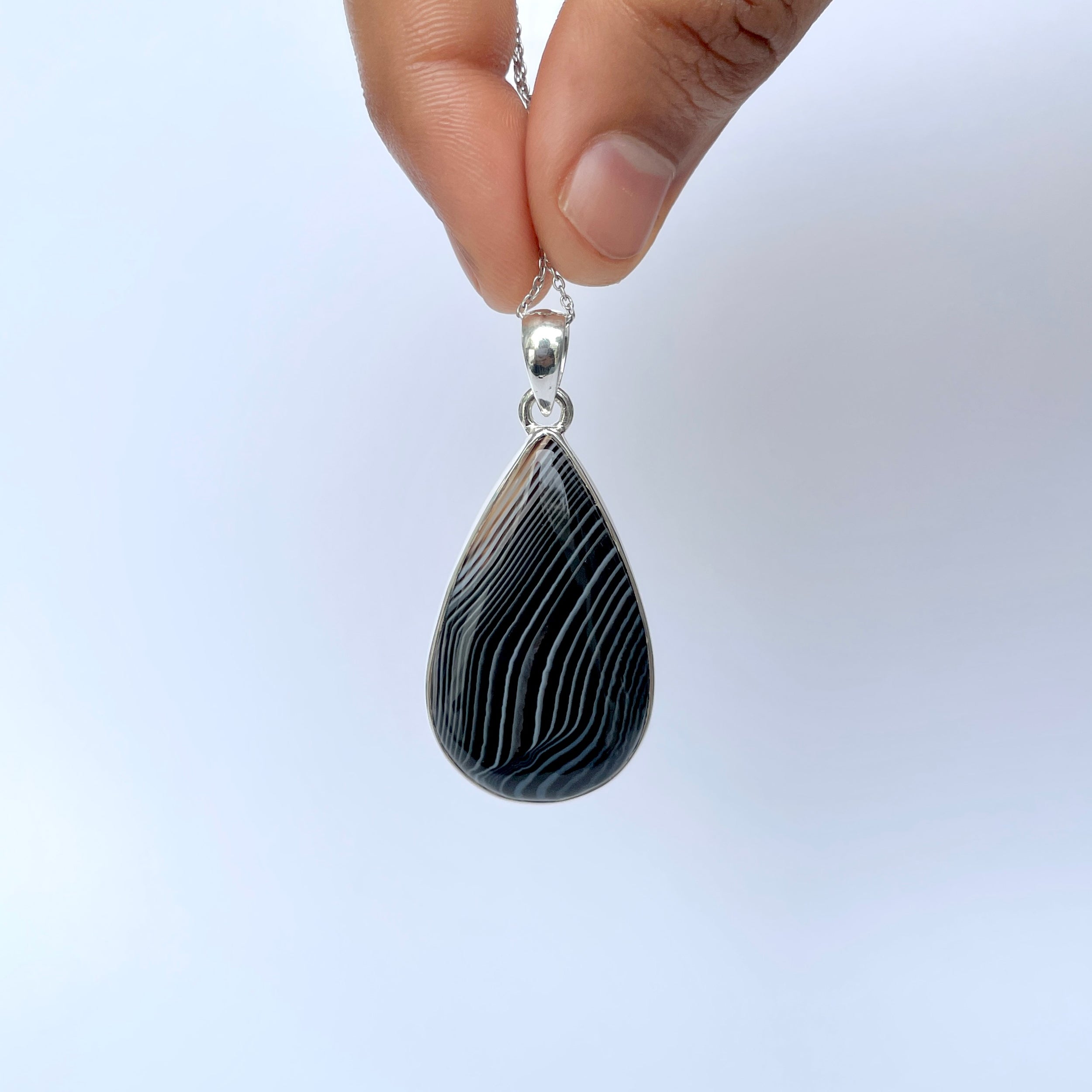 Banded Agate Pendant-(BAG-P-90.)