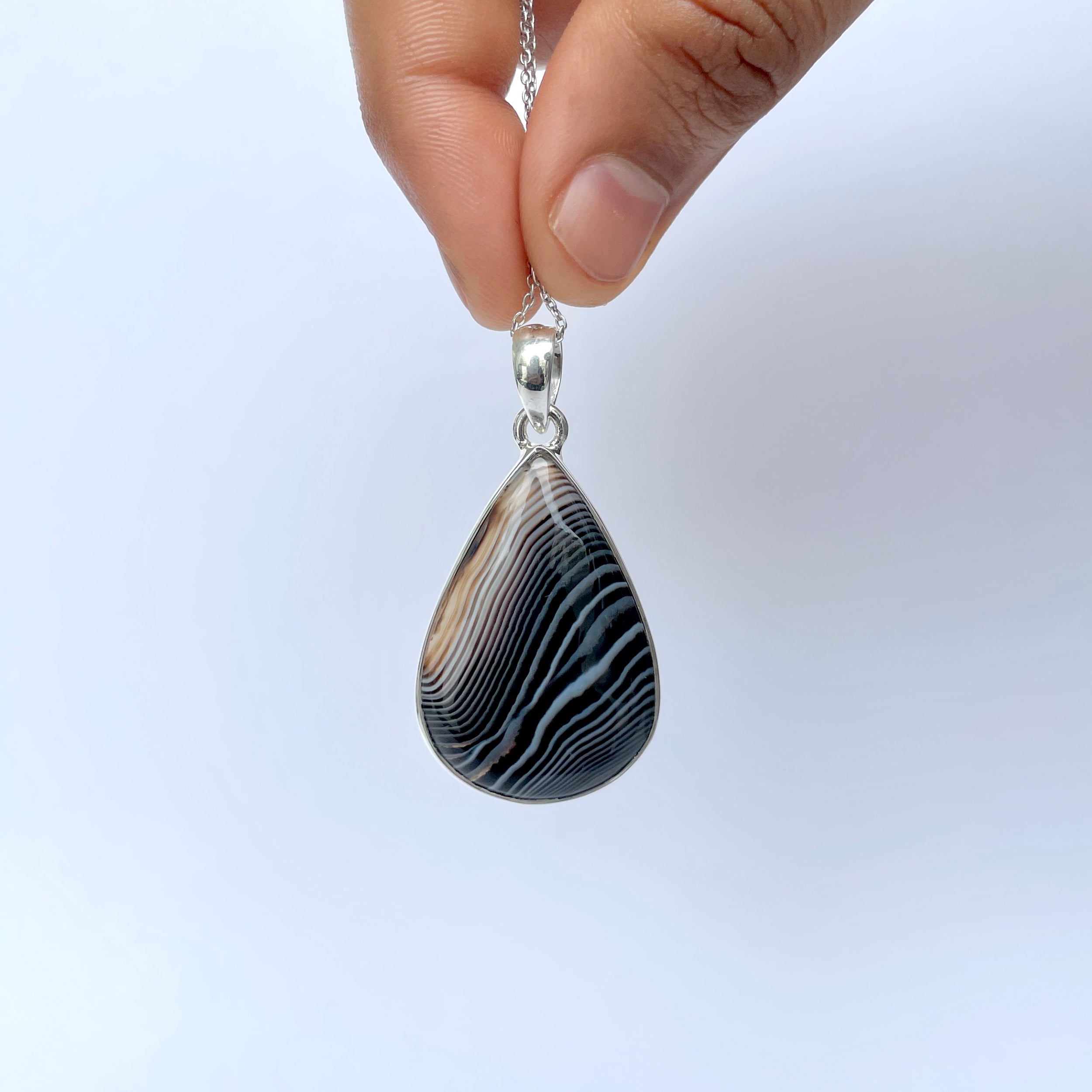 Banded Agate Pendant-(BAG-P-92.)