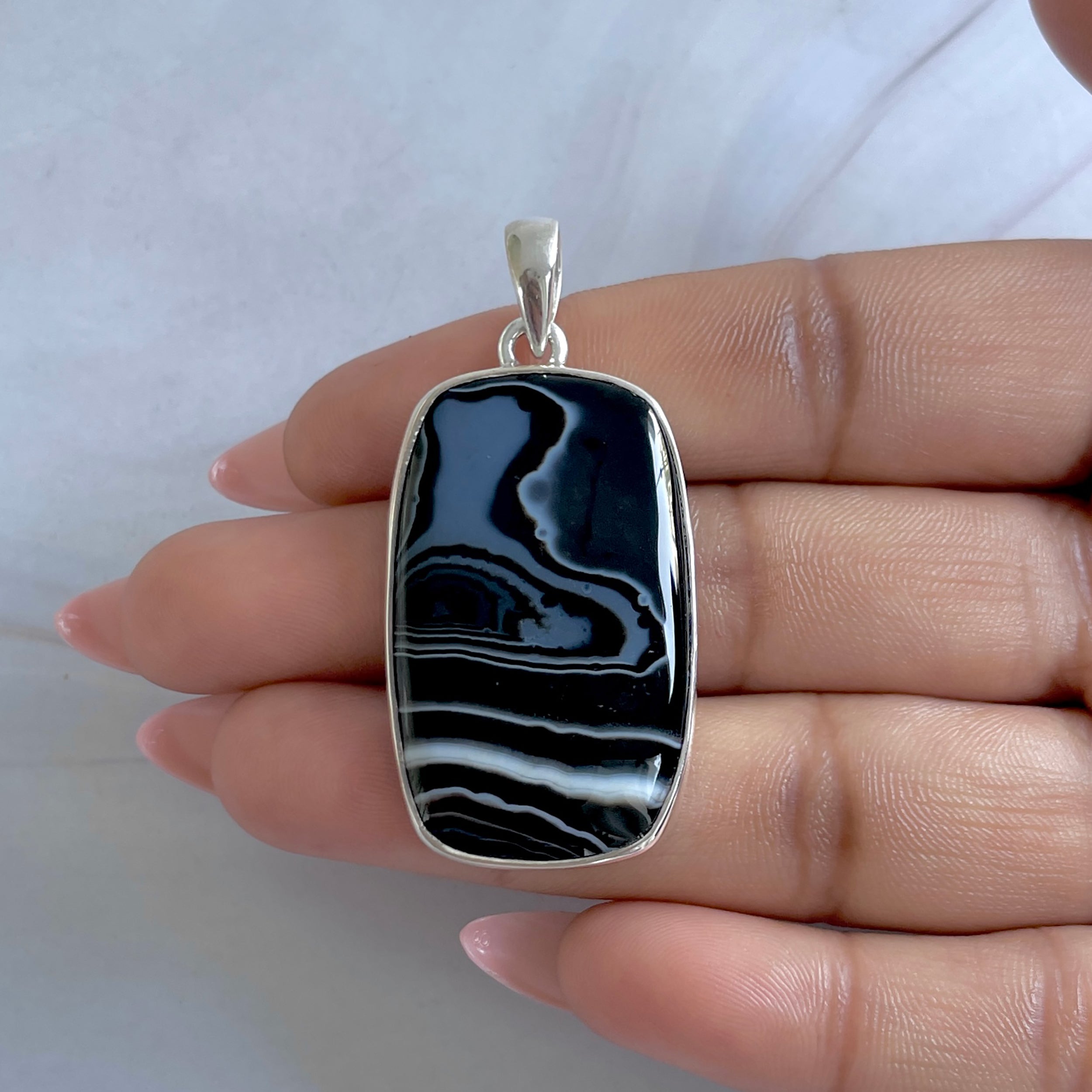 Banded Agate Pendant-(BAG-P-98.)