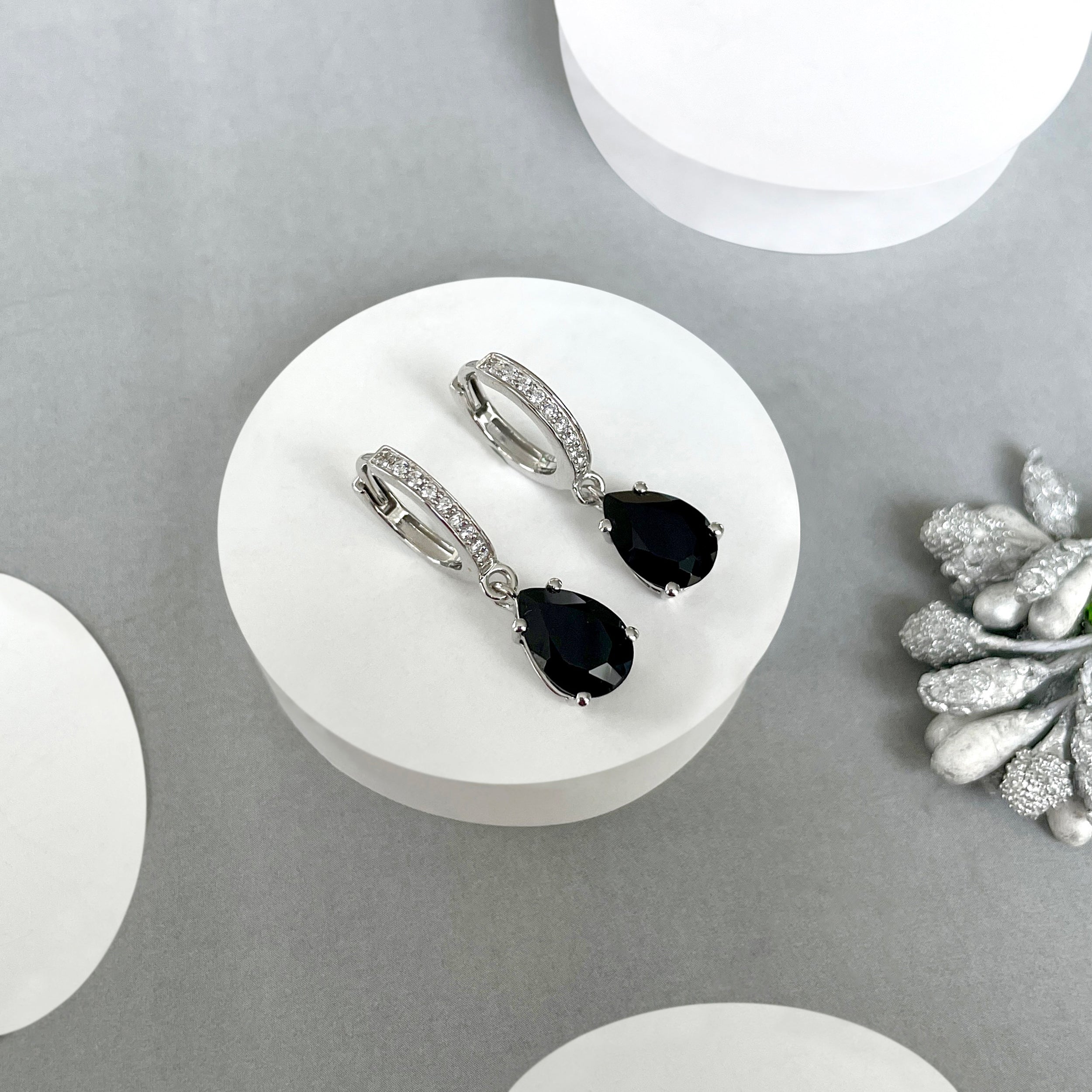 Black Tourmaline Leverback Earring-(BLS-SE-1223.)