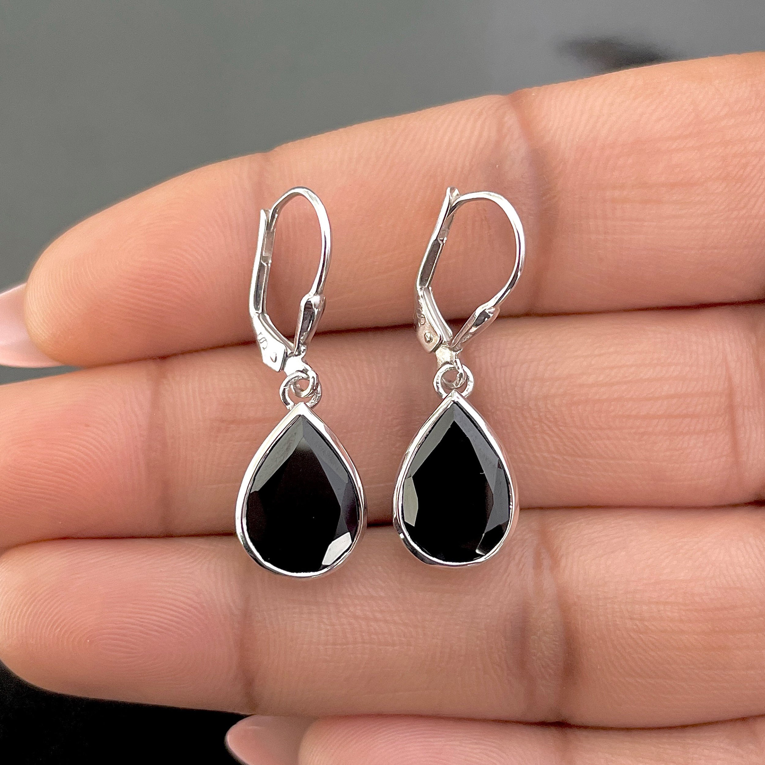 Black Tourmaline Leverback Earring-(BLS-SE-1252.)