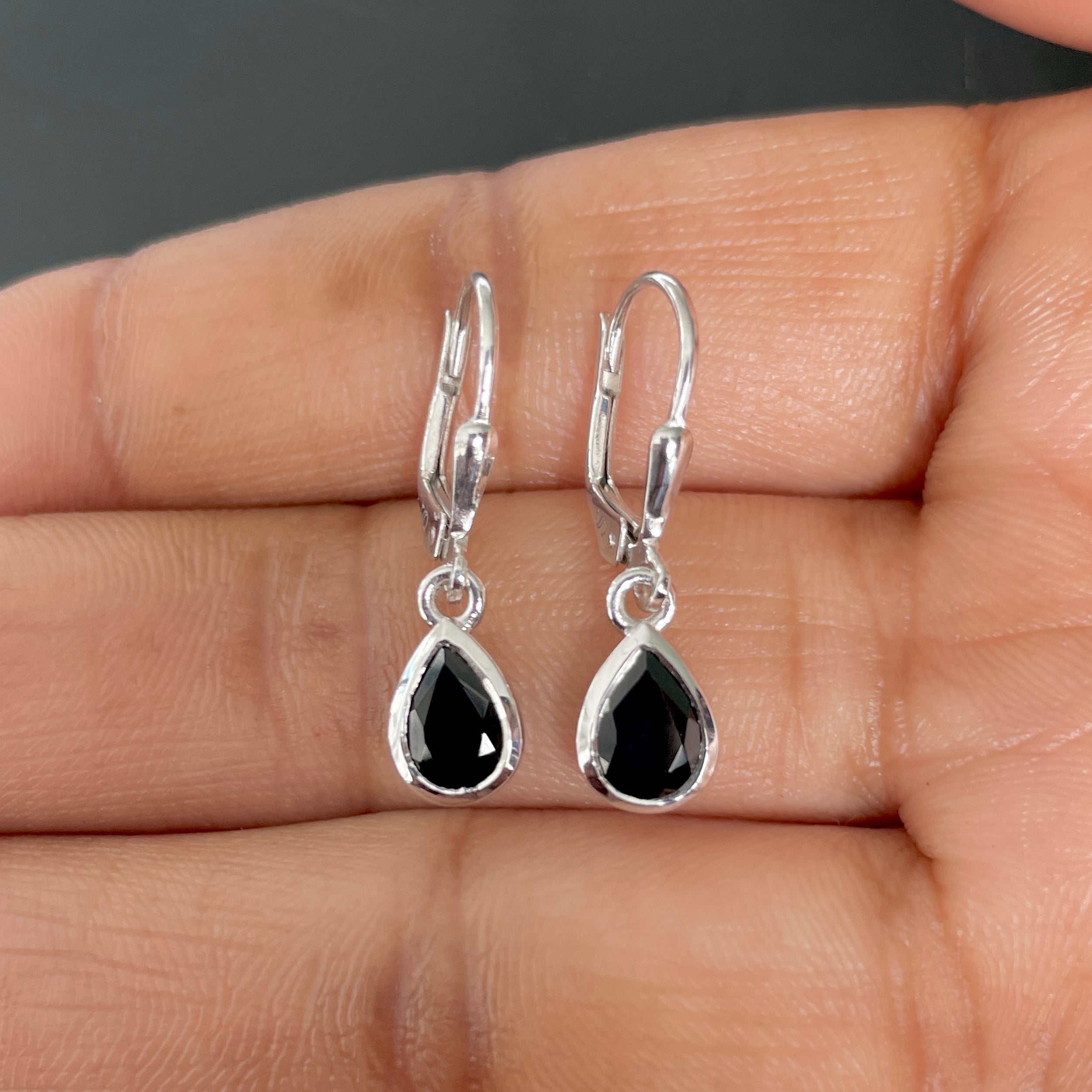 Black Tourmaline Leverback Earrings-(BLS-SE-1317.)
