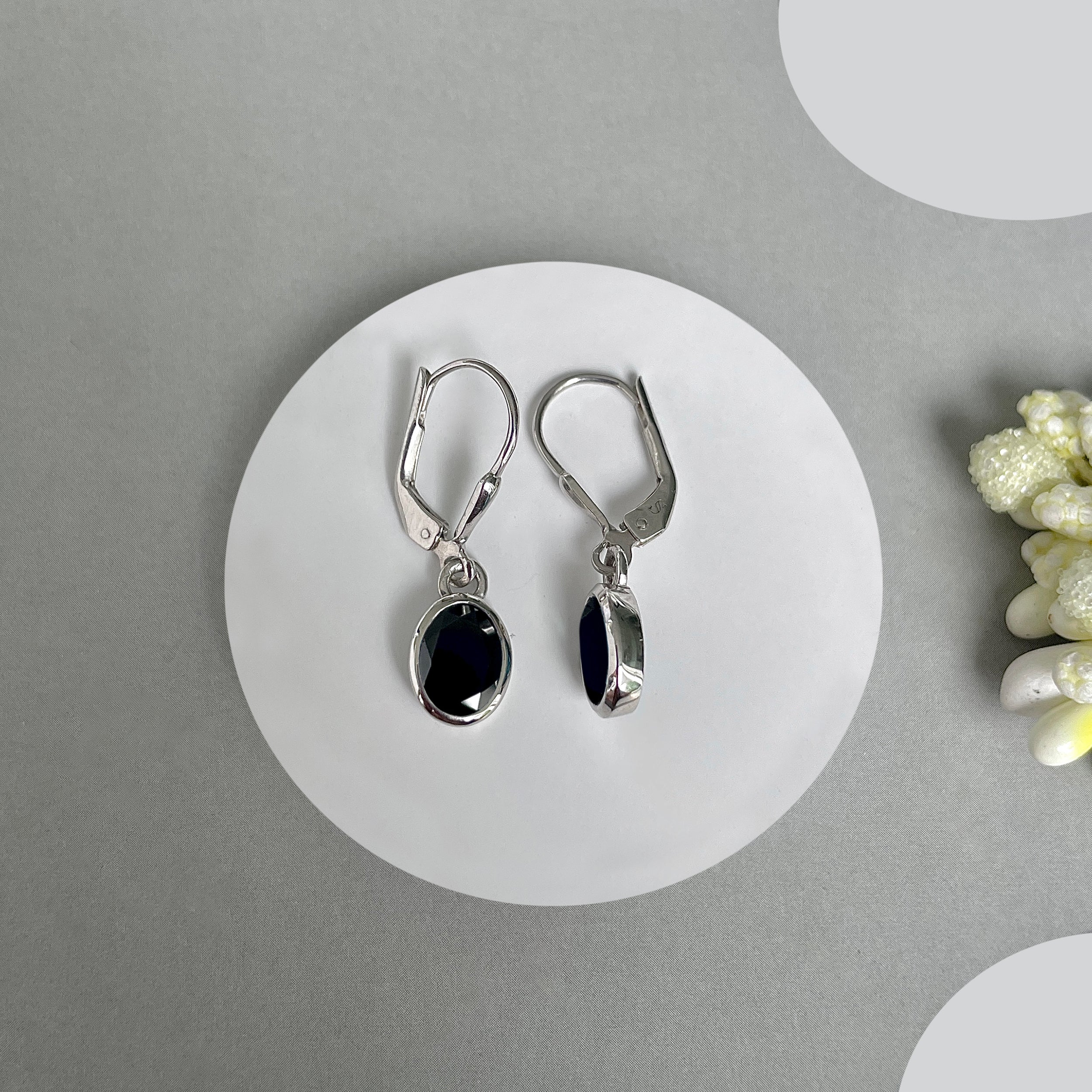 Black Tourmaline Leverback Earrings-(BLS-SE-547.)