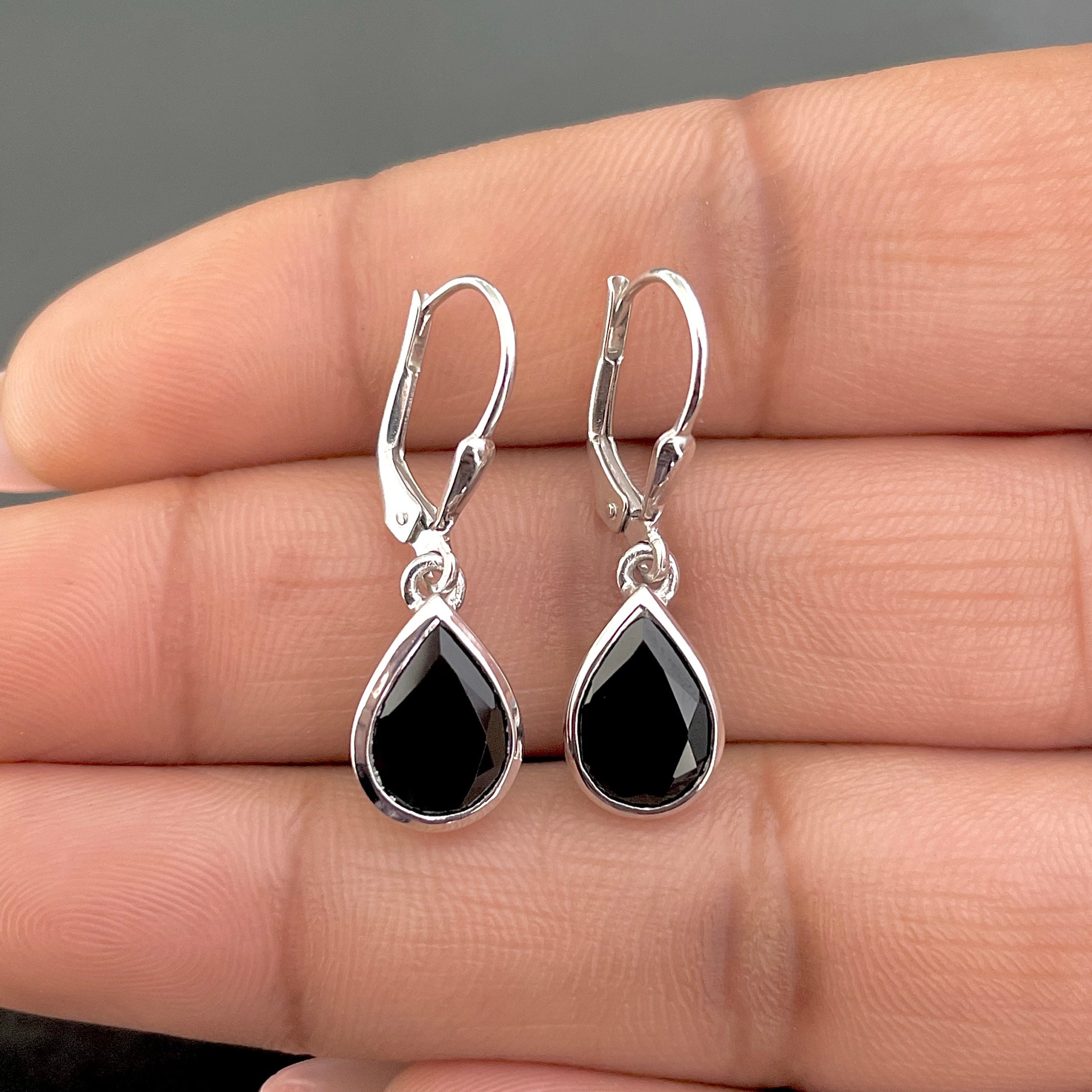 Black Tourmaline Leverback Earring-(BLS-SE-742.)
